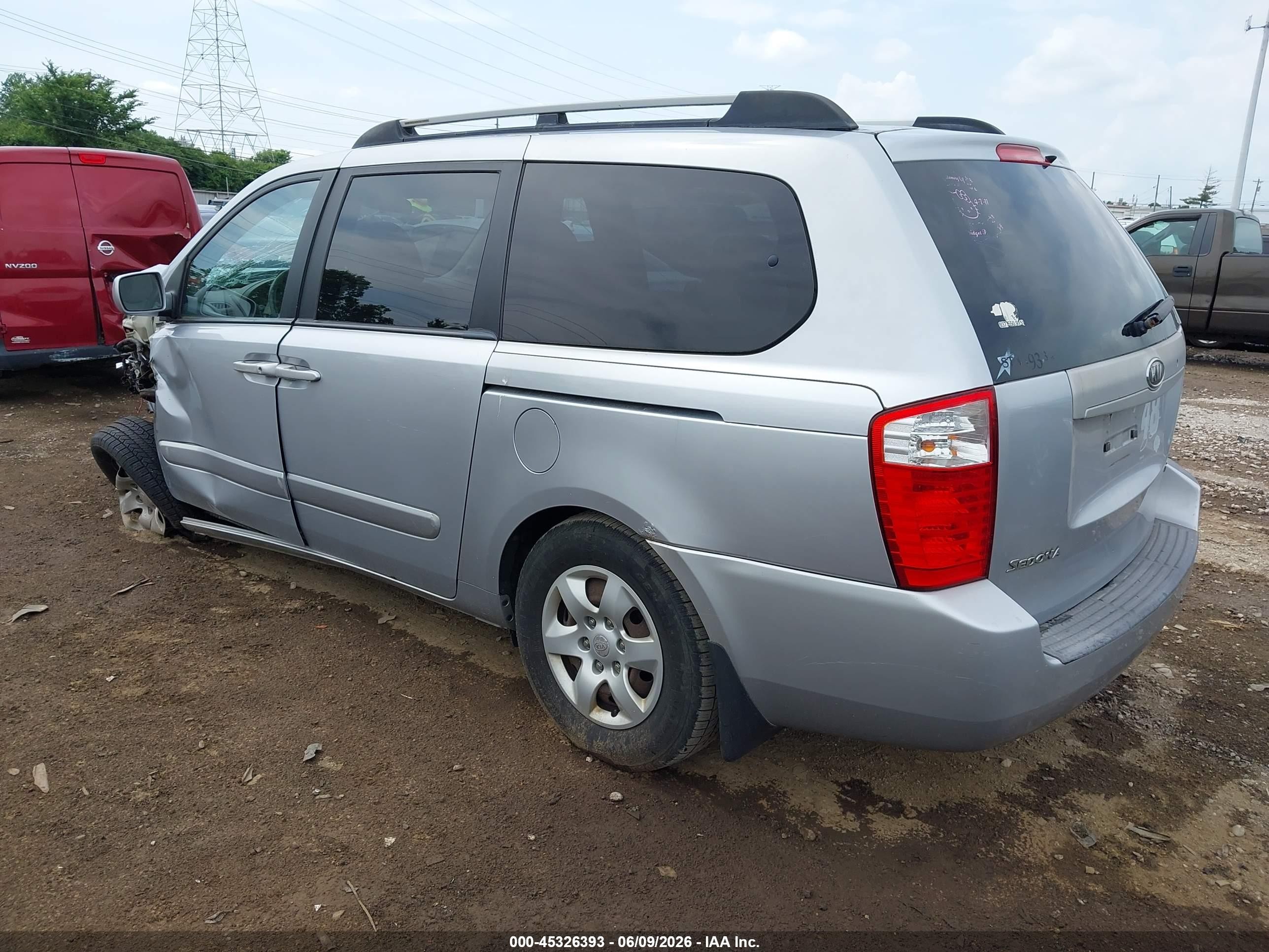2006 Kia Sedona Ex/lx Silver vin: KNDMB233666033295