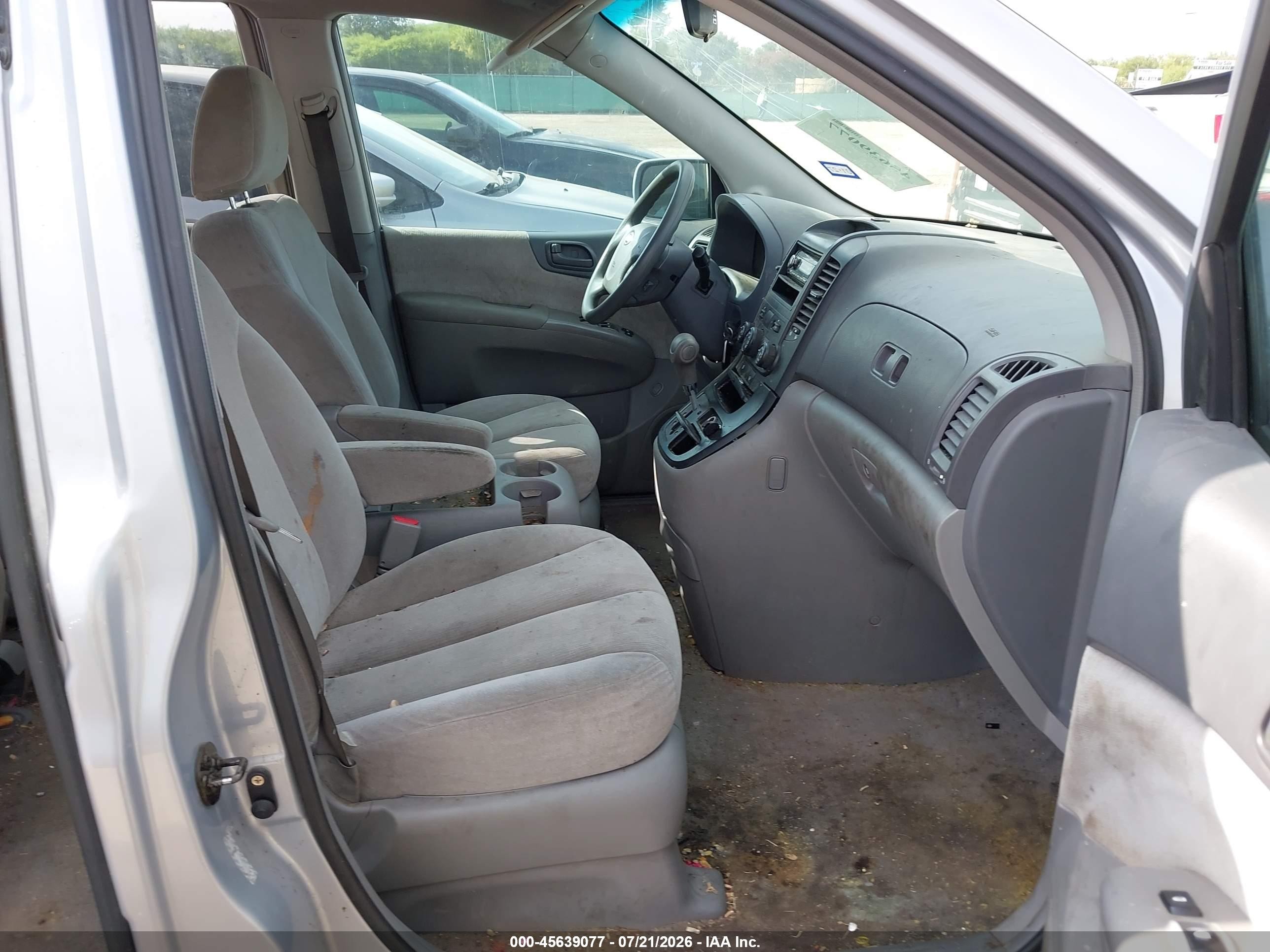 2006 Kia Sedona Ex/lx Silver vin: KNDMB233666041266