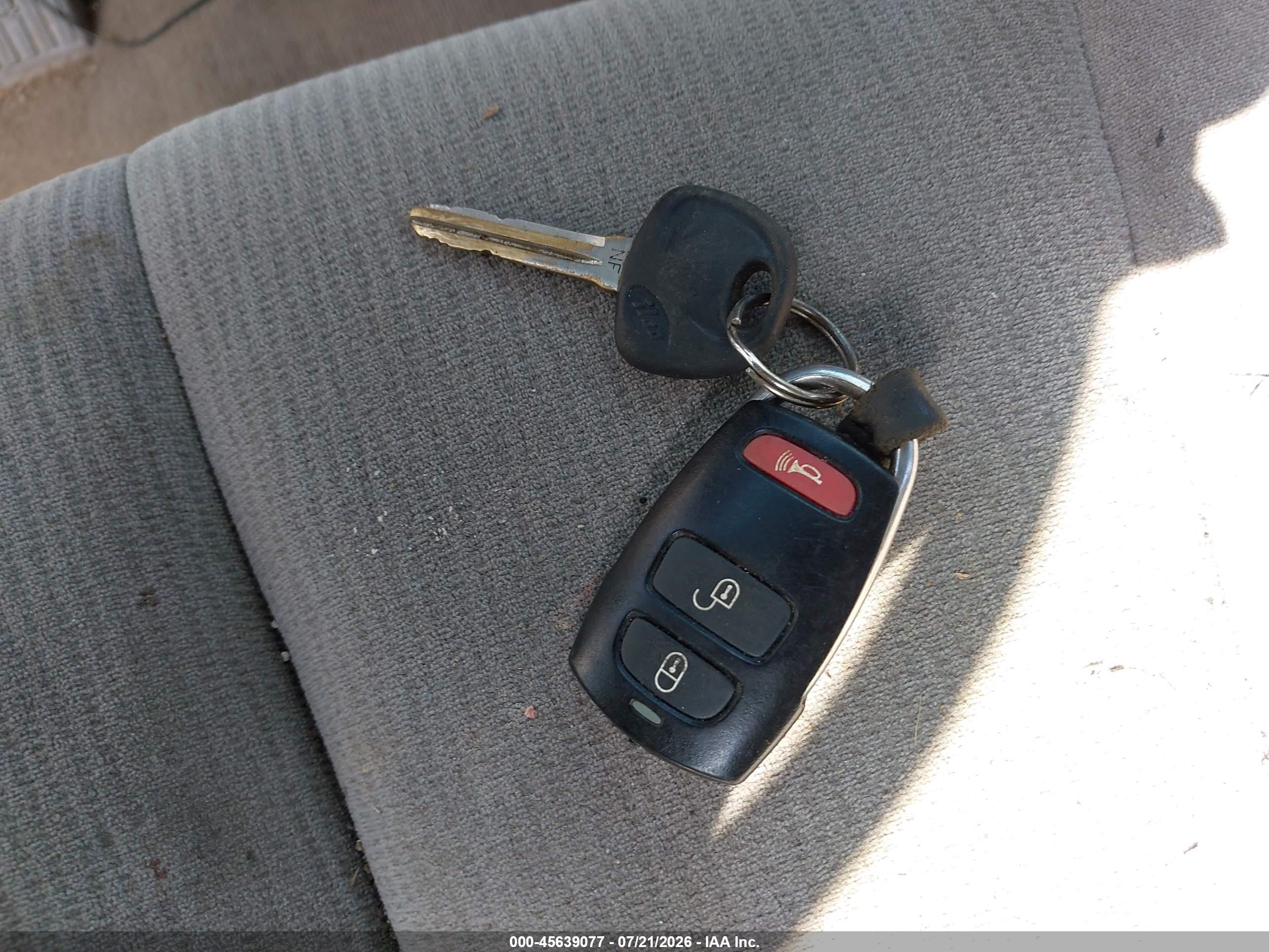 2006 Kia Sedona Ex/lx Silver vin: KNDMB233666041266
