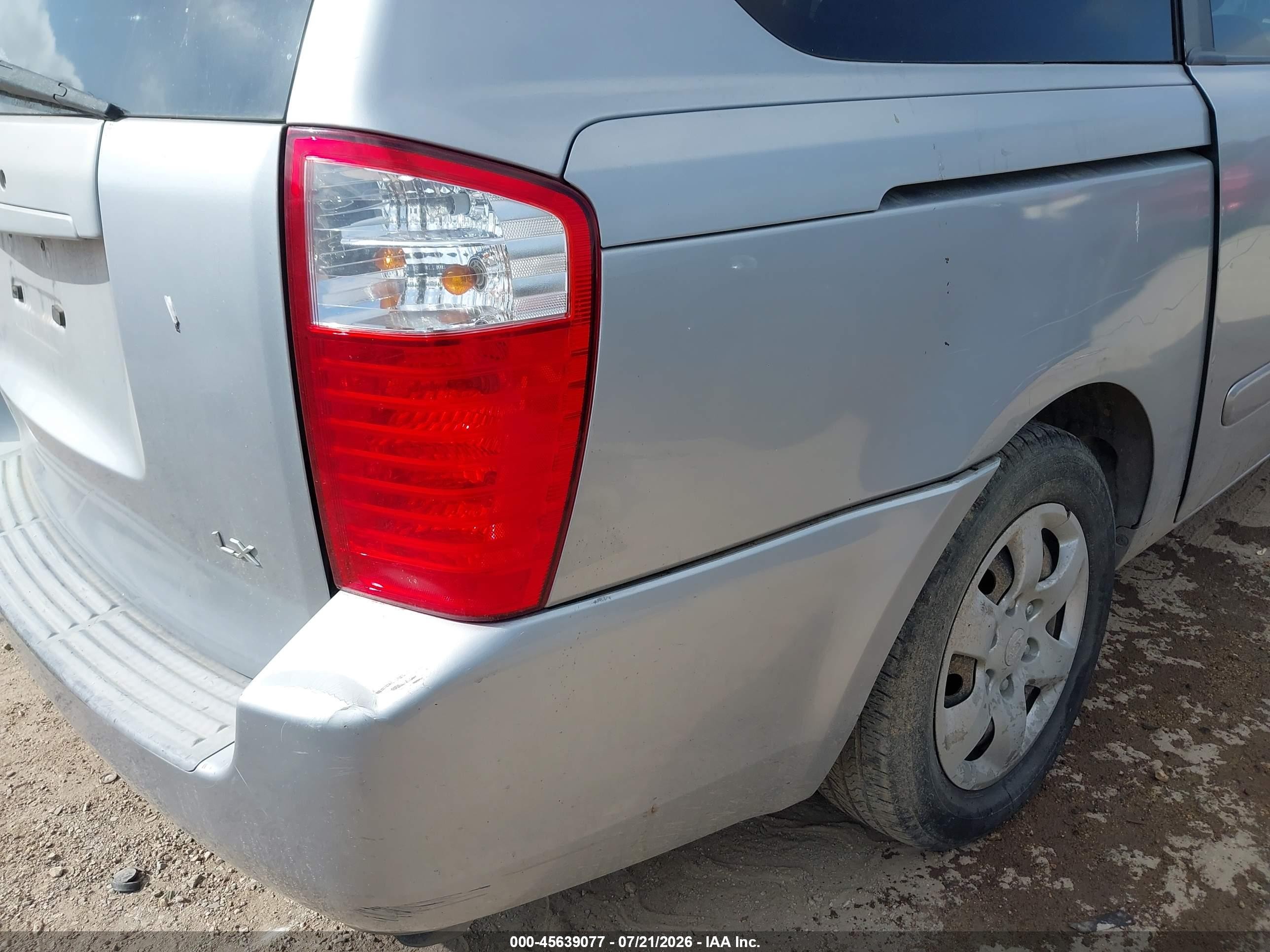 2006 Kia Sedona Ex/lx Silver vin: KNDMB233666041266