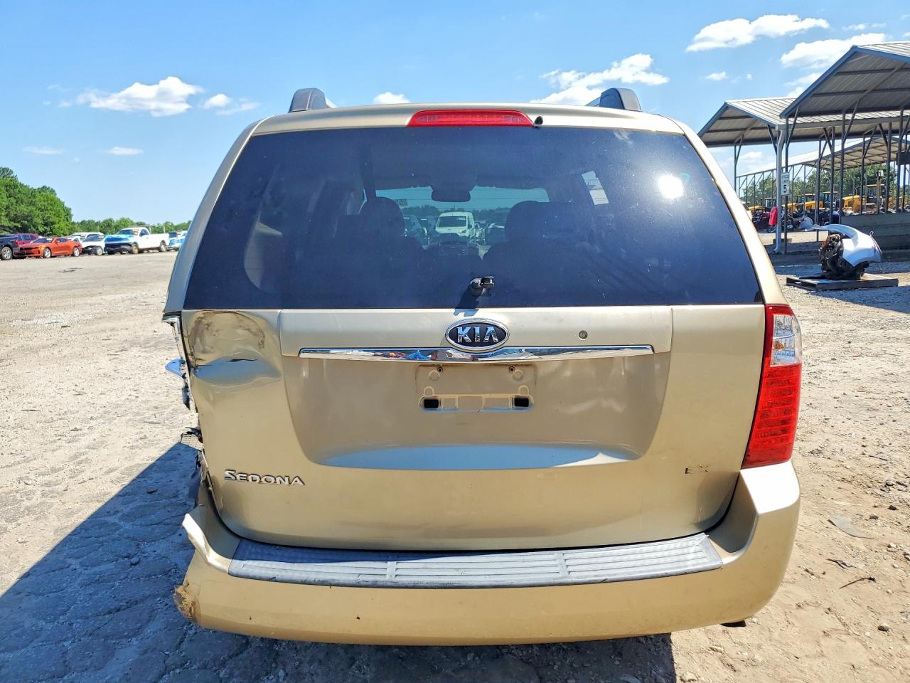 2006 Kia Sedona Ex/lx Gold vin: KNDMB233666048525