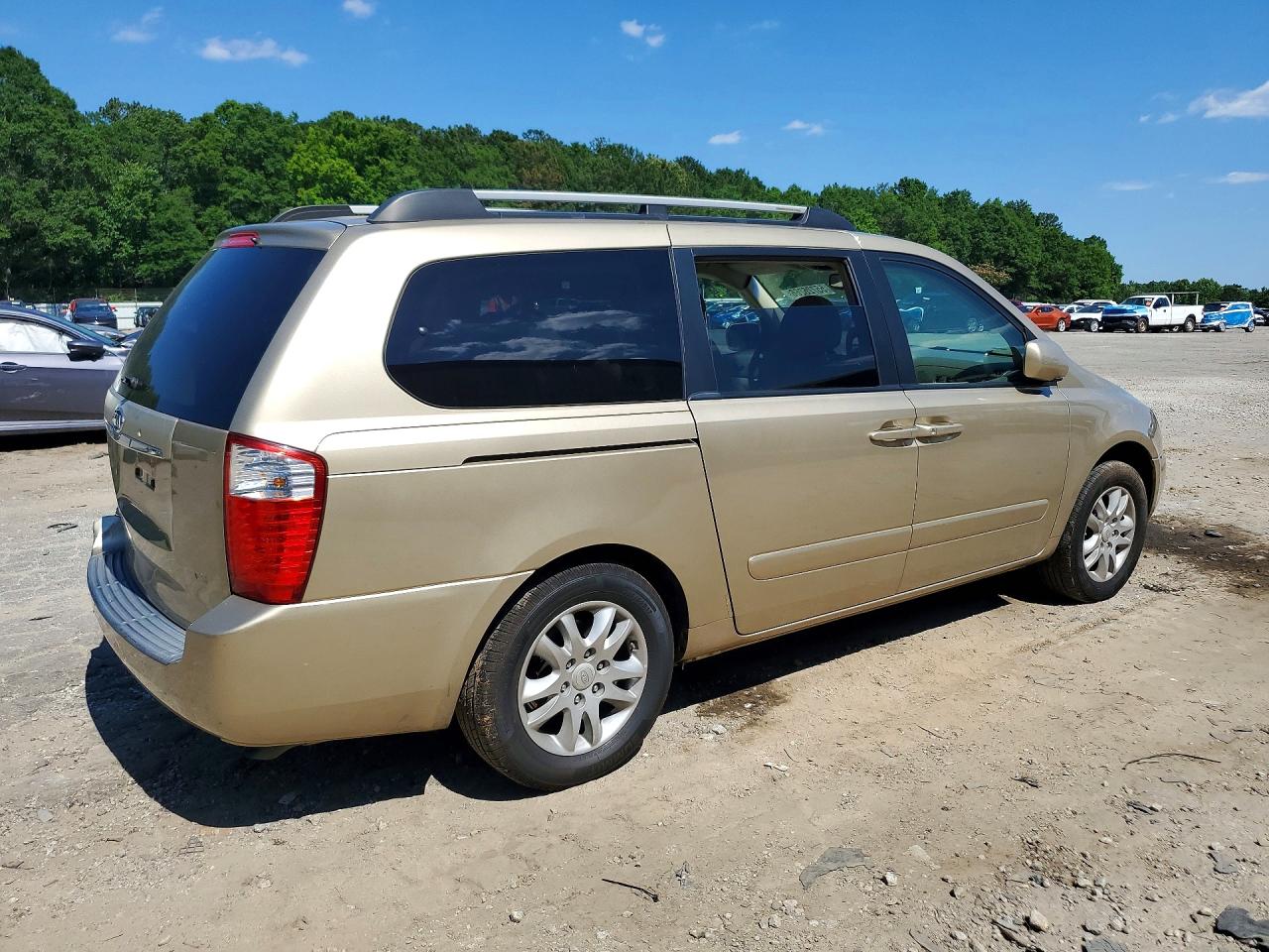 2006 Kia Sedona Ex/lx Gold vin: KNDMB233666048525