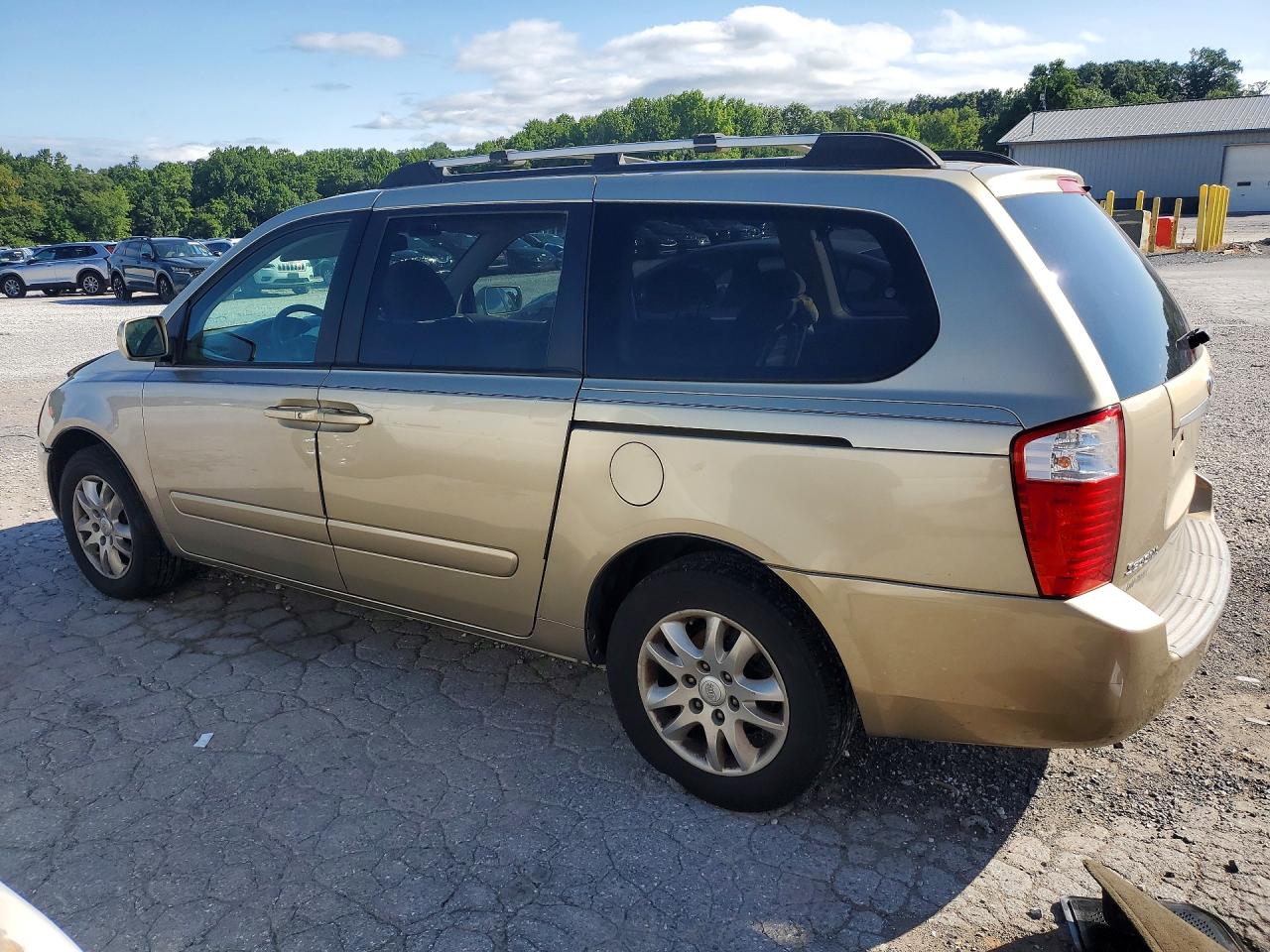 2008 Kia Sedona Lx Beige vin: KNDMB233686211550