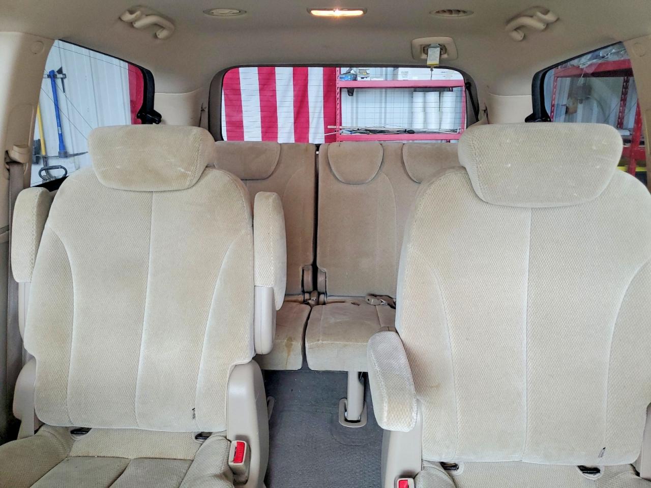 2008 Kia Sedona Lx White vin: KNDMB233686225805