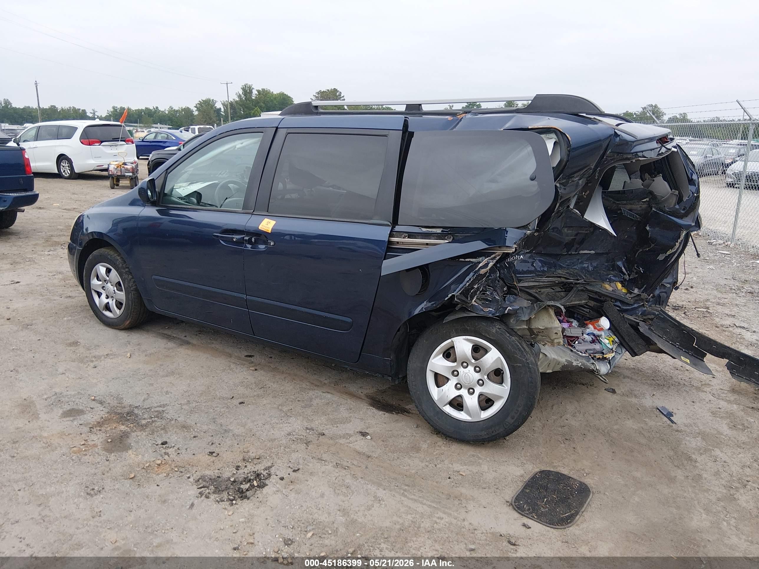 2008 Kia Sedona Lx Blue vin: KNDMB233686248095