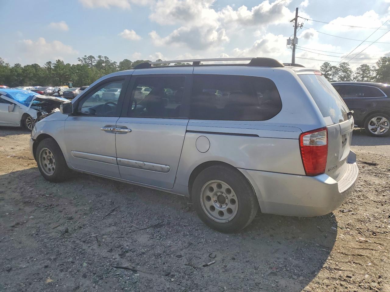 2009 Kia Sedona Lx Silver vin: KNDMB233696270387