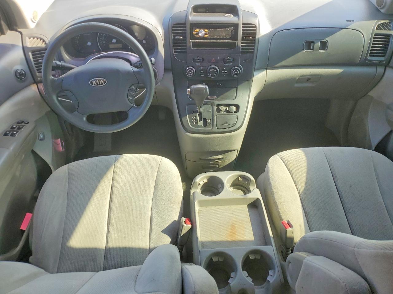 2009 Kia Sedona Lx Silver vin: KNDMB233696270387