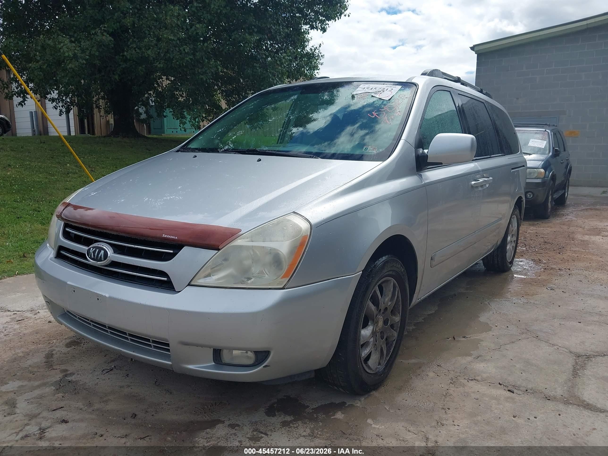 2006 Kia Sedona Ex/lx Серебряный vin: KNDMB233766069691