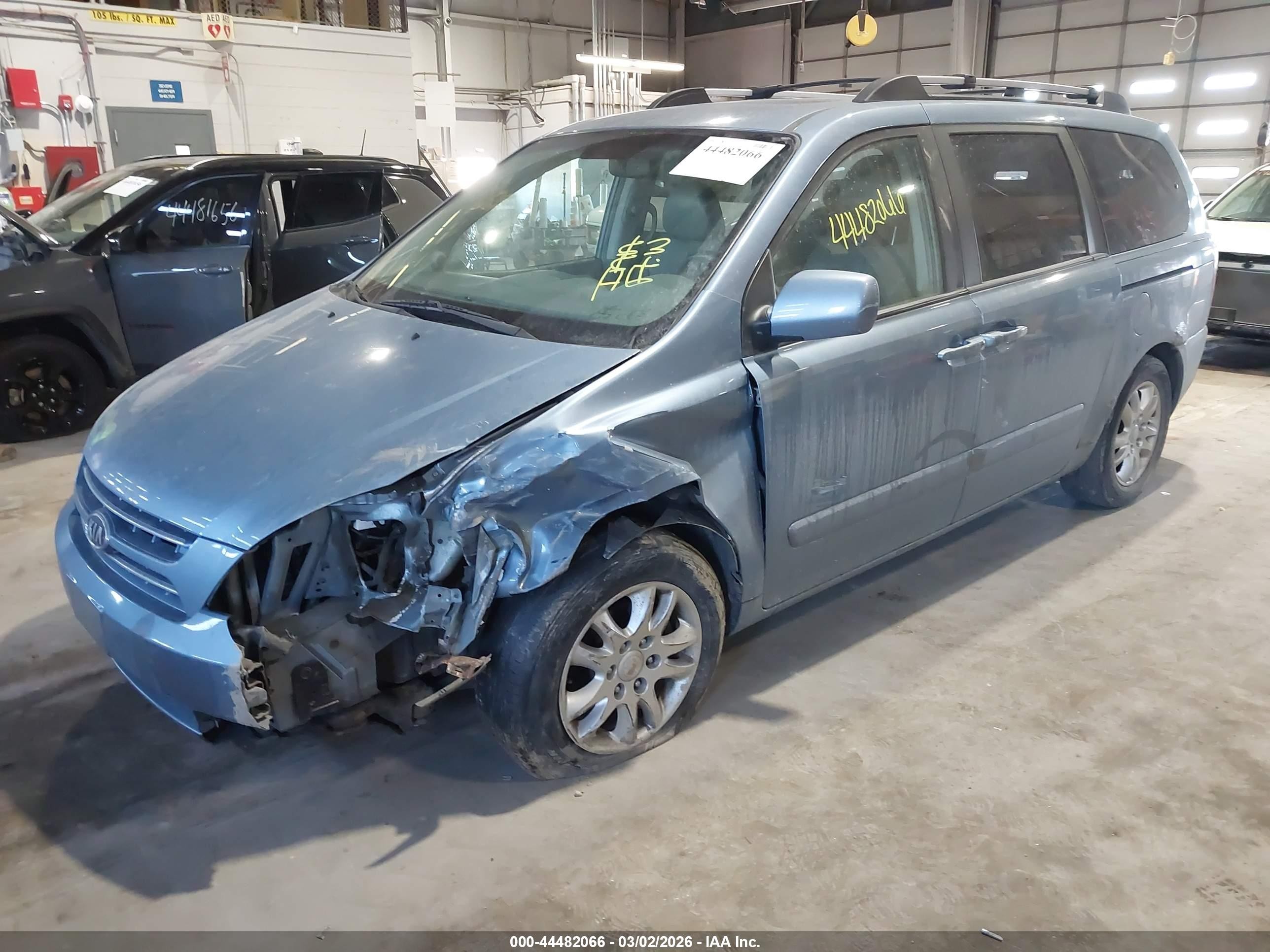 2007 Kia Sedona Ex Blue vin: KNDMB233776170490