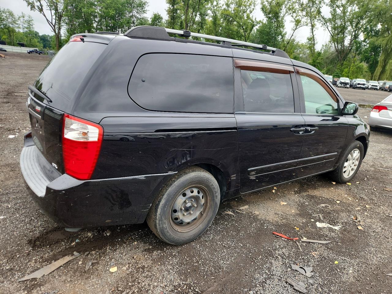 2008 Kia Sedona Lx Черный vin: KNDMB233786204347