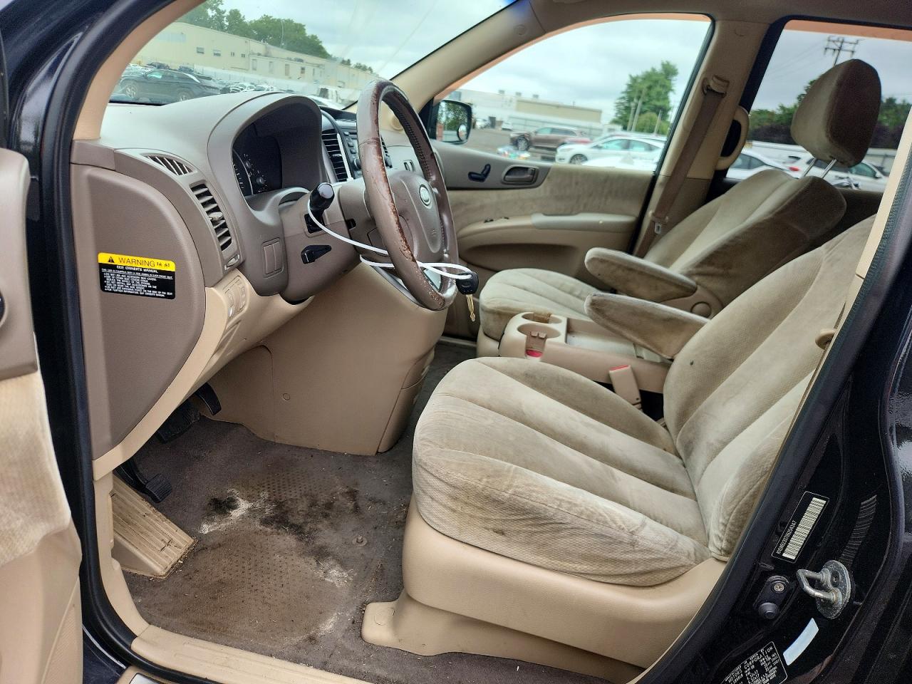 2008 Kia Sedona Lx Черный vin: KNDMB233786204347