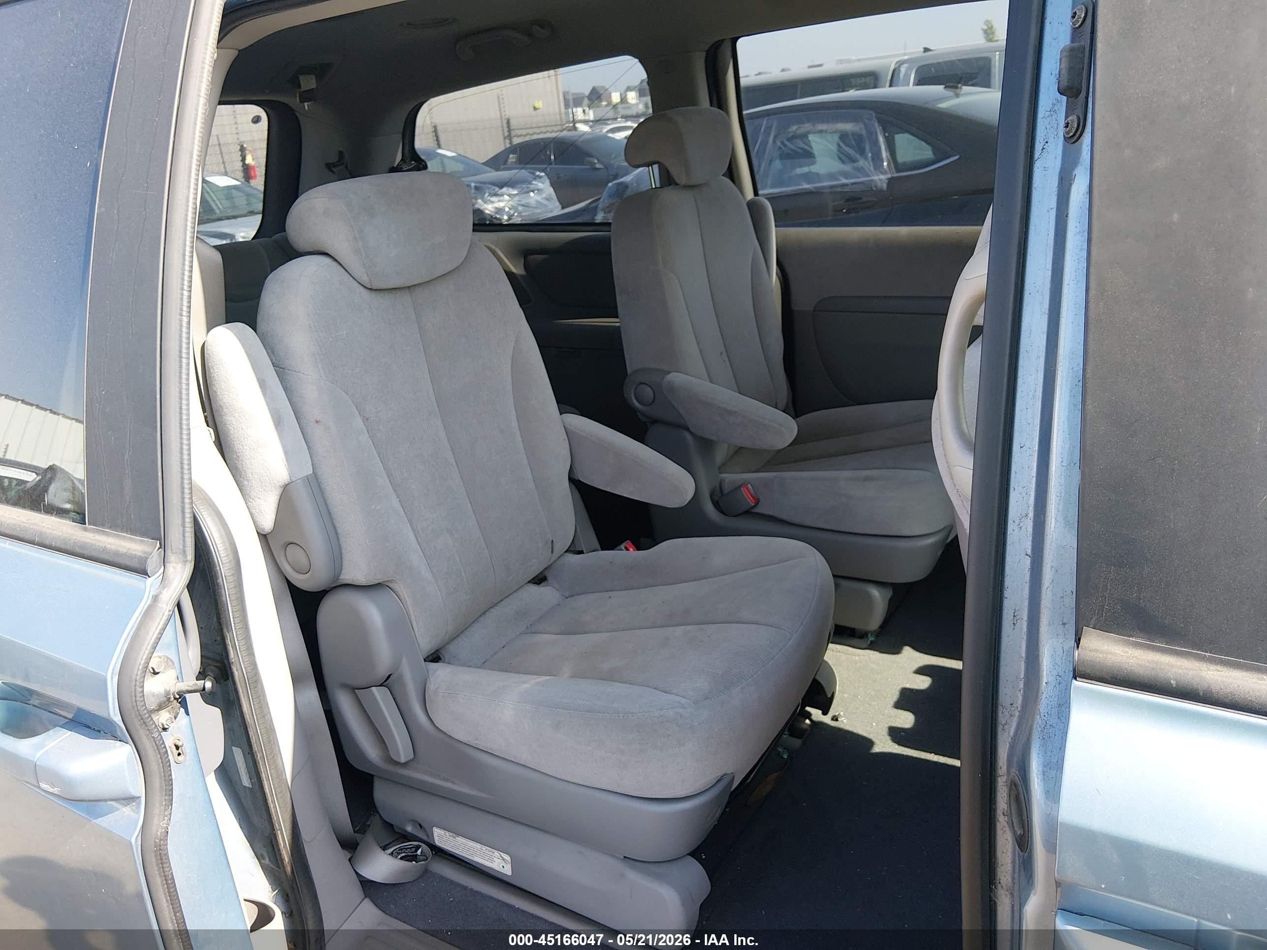 2008 Kia Sedona Lx Blue vin: KNDMB233786267173