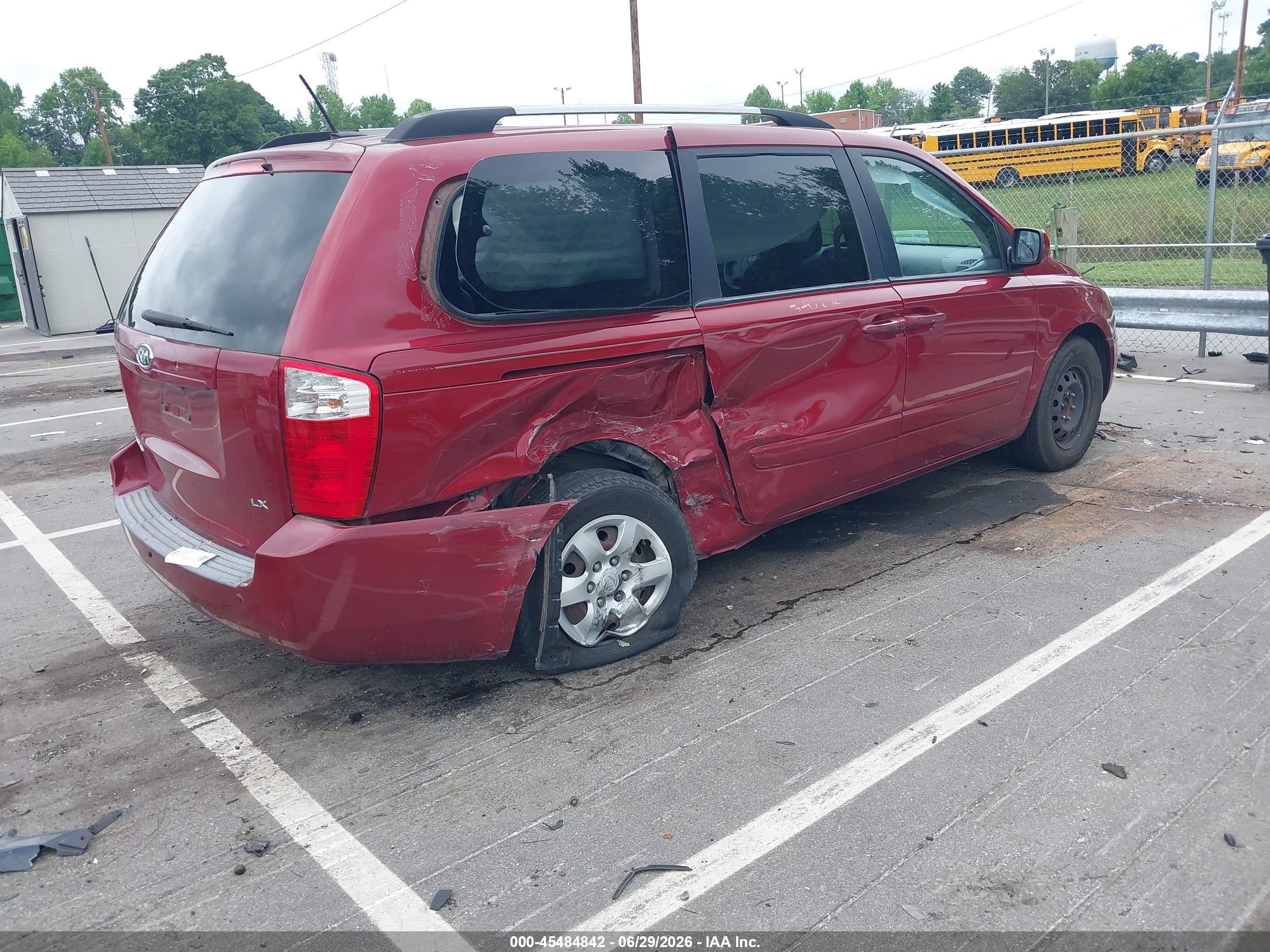2009 Kia Sedona Lx Red vin: KNDMB233796305101