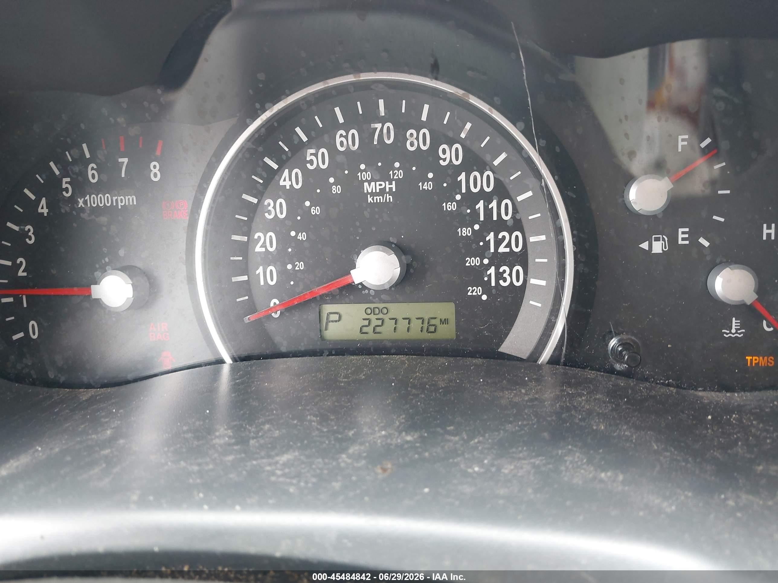 2009 Kia Sedona Lx Red vin: KNDMB233796305101
