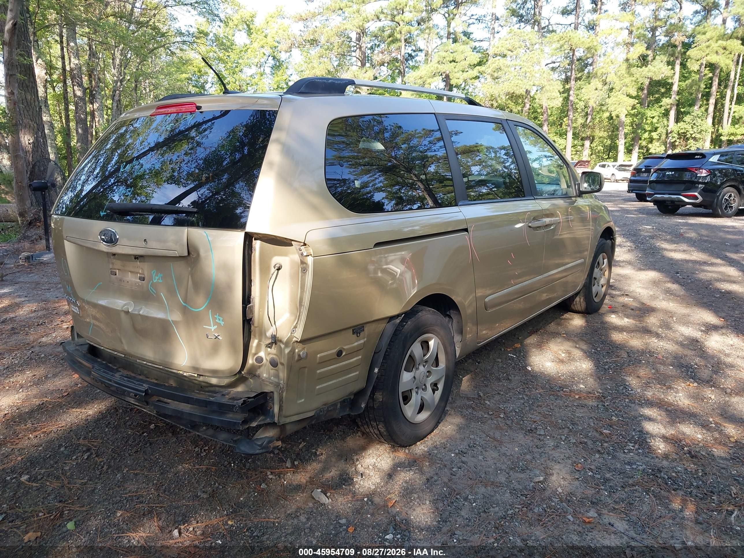 2009 Kia Sedona Lx Gold vin: KNDMB233796307964
