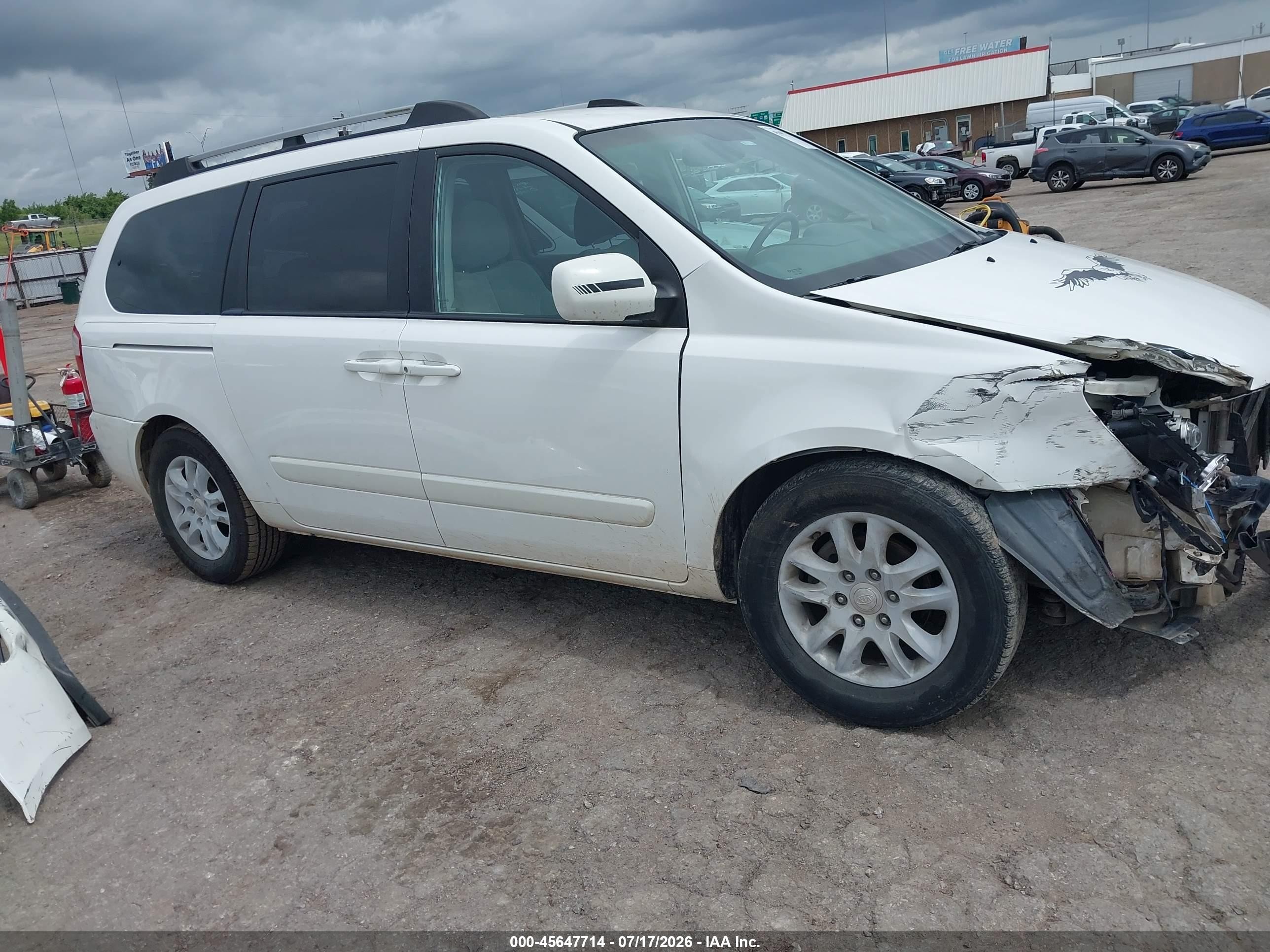 2006 Kia Sedona Ex/lx White vin: KNDMB233866071773