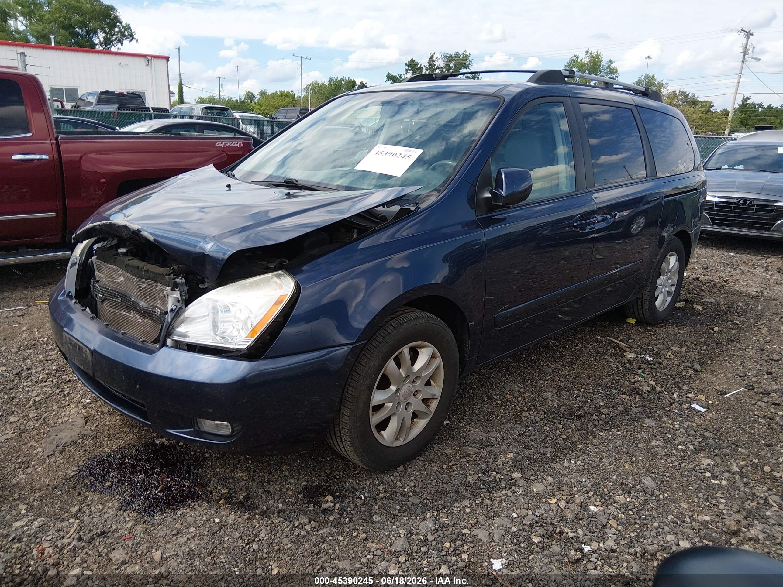 2007 Kia Sedona Ex Blue vin: KNDMB233876173835