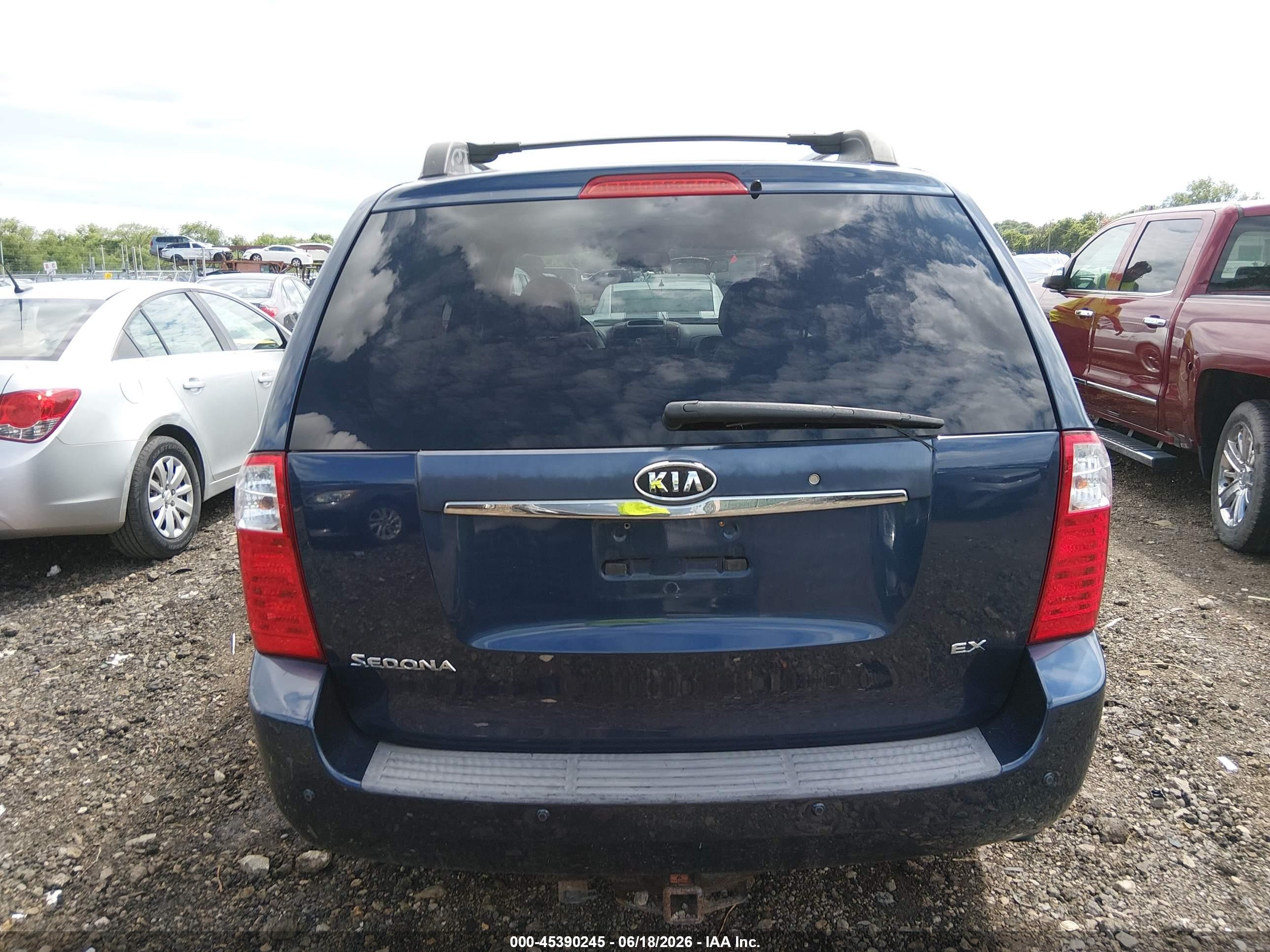 2007 Kia Sedona Ex Blue vin: KNDMB233876173835