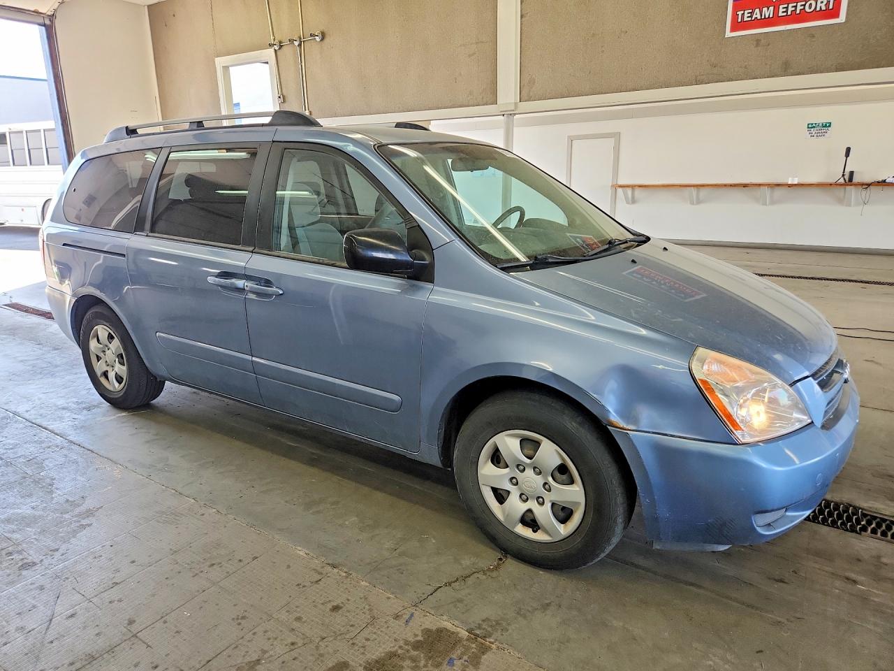 2008 Kia Sedona Lx Blue vin: KNDMB233886219066