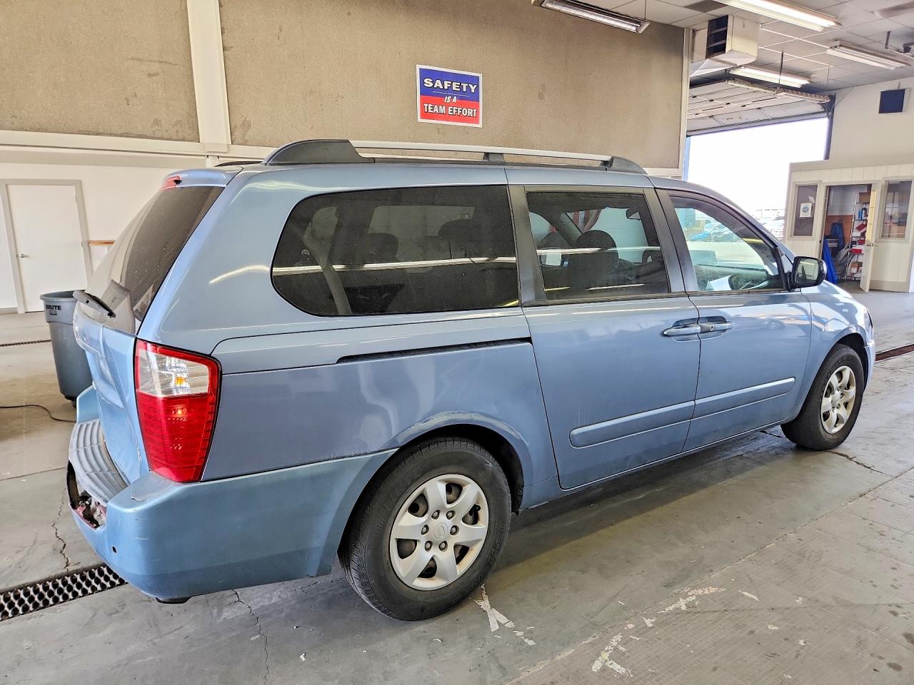 2008 Kia Sedona Lx Blue vin: KNDMB233886219066