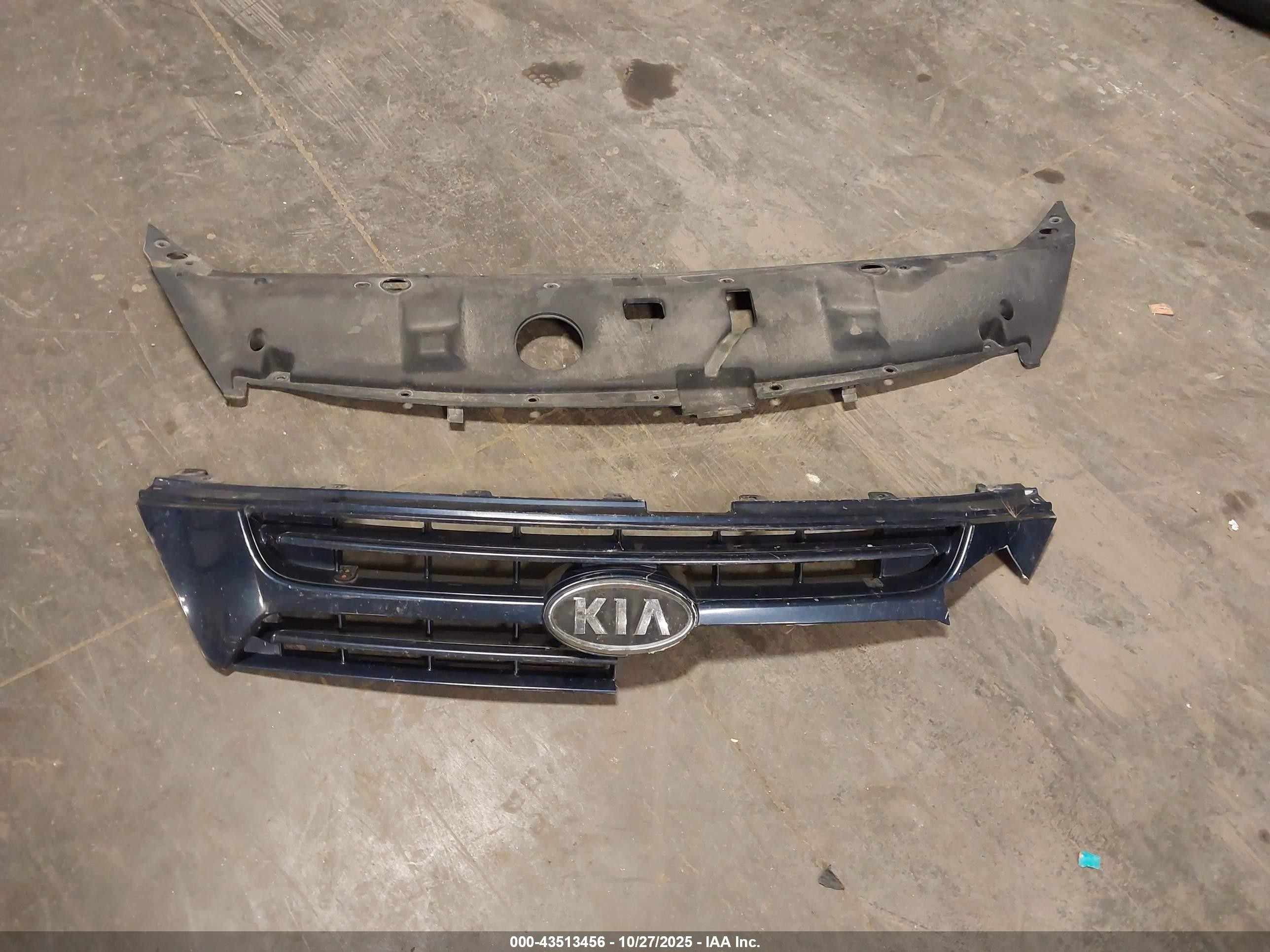 2008 Kia Sedona Lx Dark Blue vin: KNDMB233886258644