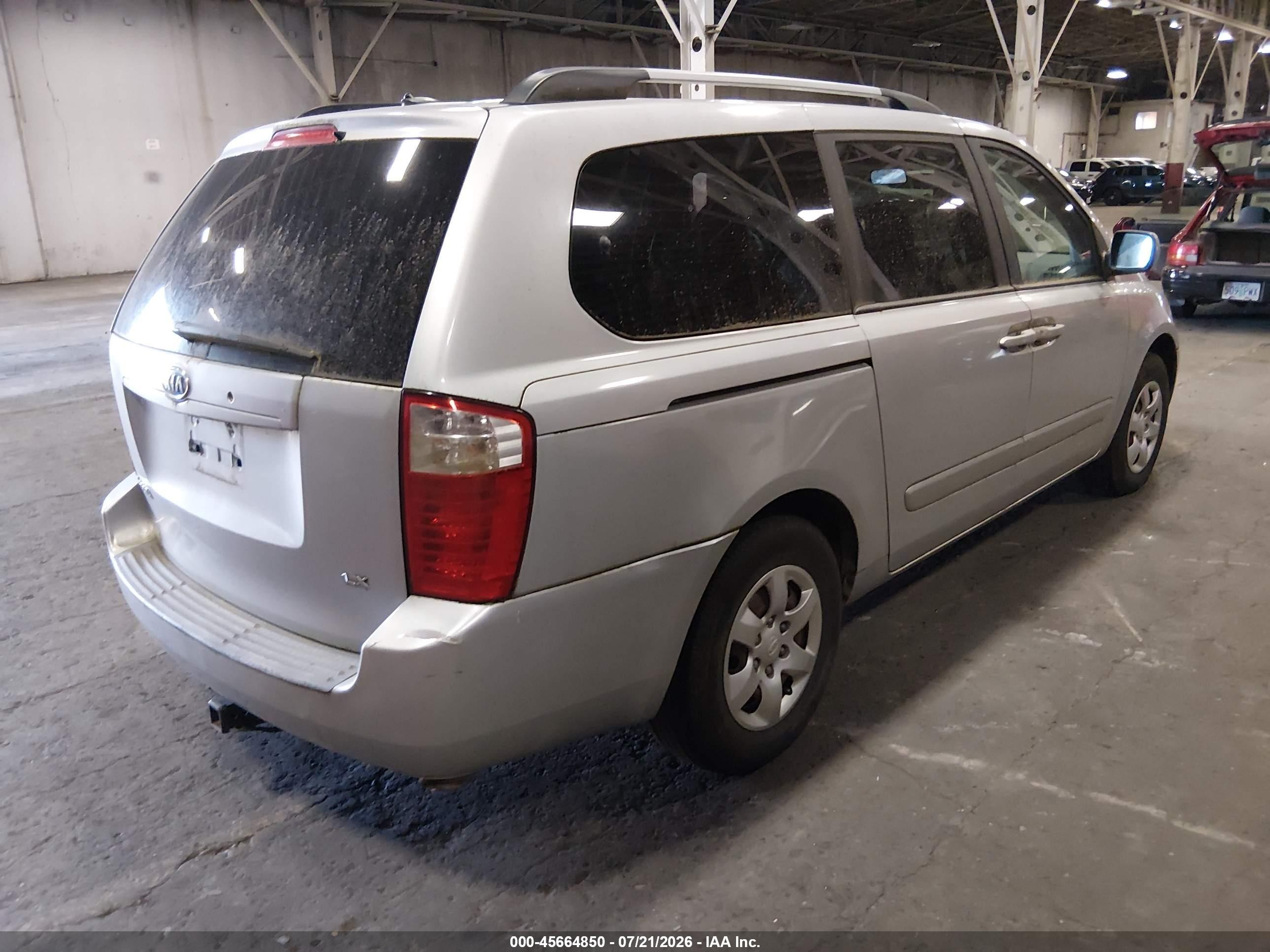 2009 Kia Sedona Lx Silver vin: KNDMB233896300649