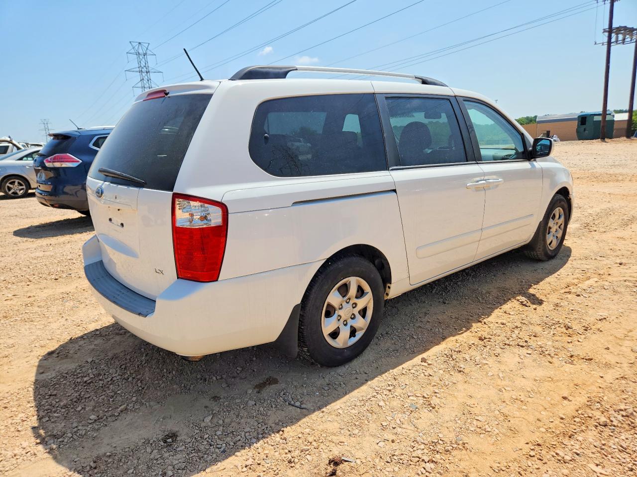 2009 Kia Sedona Lx White vin: KNDMB233896311103