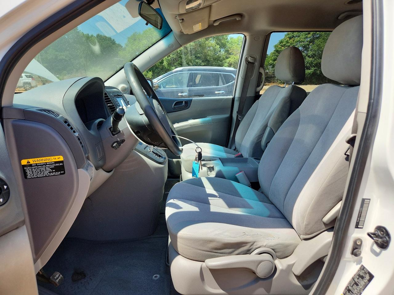 2009 Kia Sedona Lx White vin: KNDMB233896311103