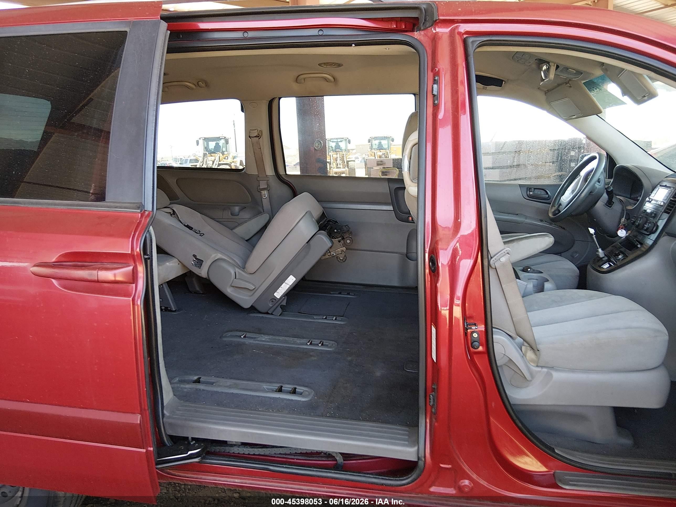2009 Kia Sedona Lx Maroon vin: KNDMB233896313658