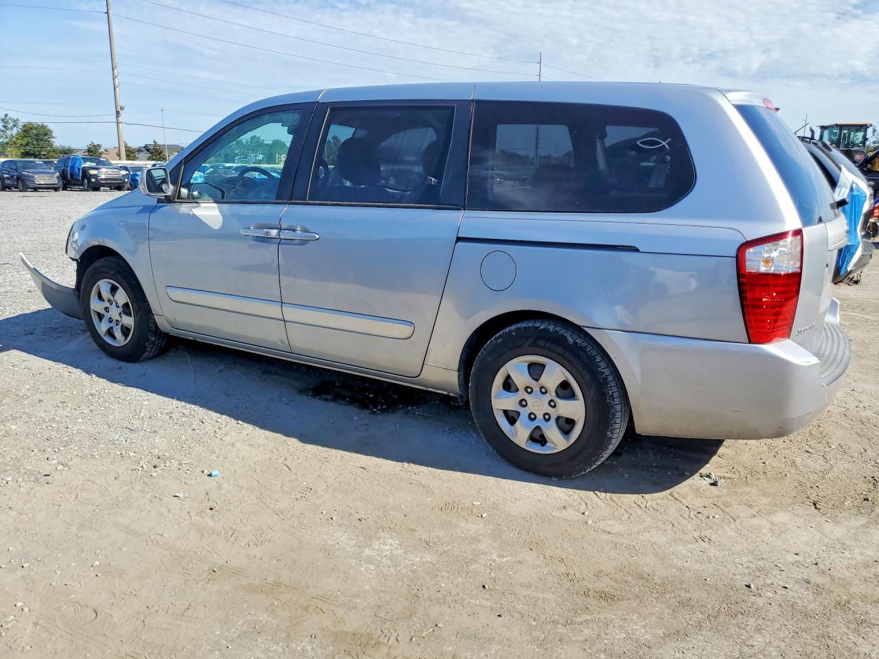 2006 Kia Sedona Lx Silver vin: KNDMB233966024235