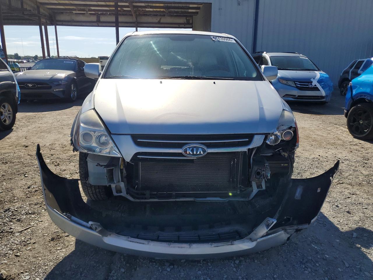 2006 Kia Sedona Lx Silver vin: KNDMB233966024235