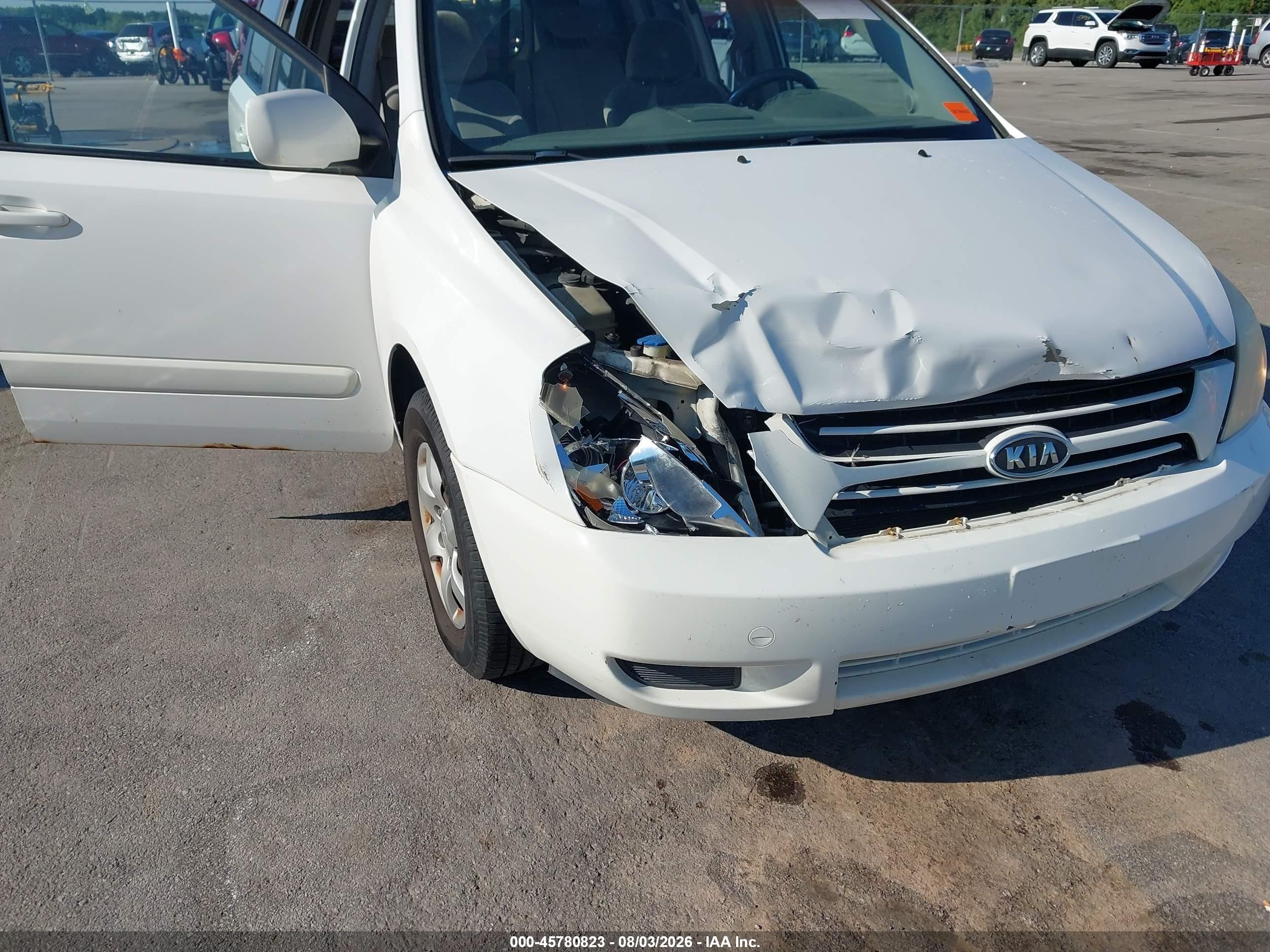 2006 Kia Sedona Ex/lx White vin: KNDMB233966064380