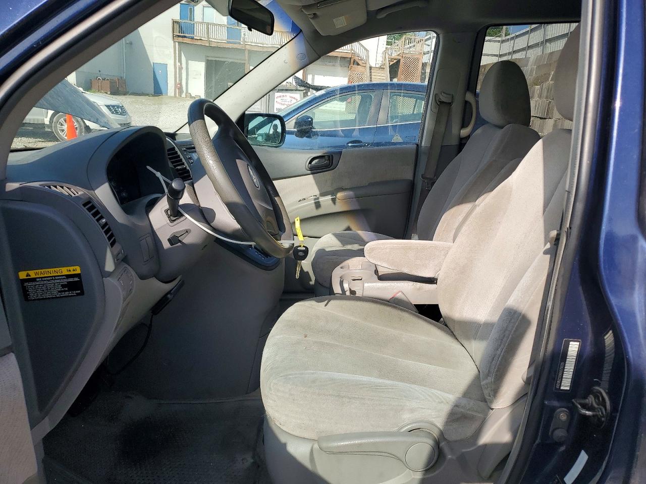 2006 Kia Sedona Lx Blue vin: KNDMB233966079039