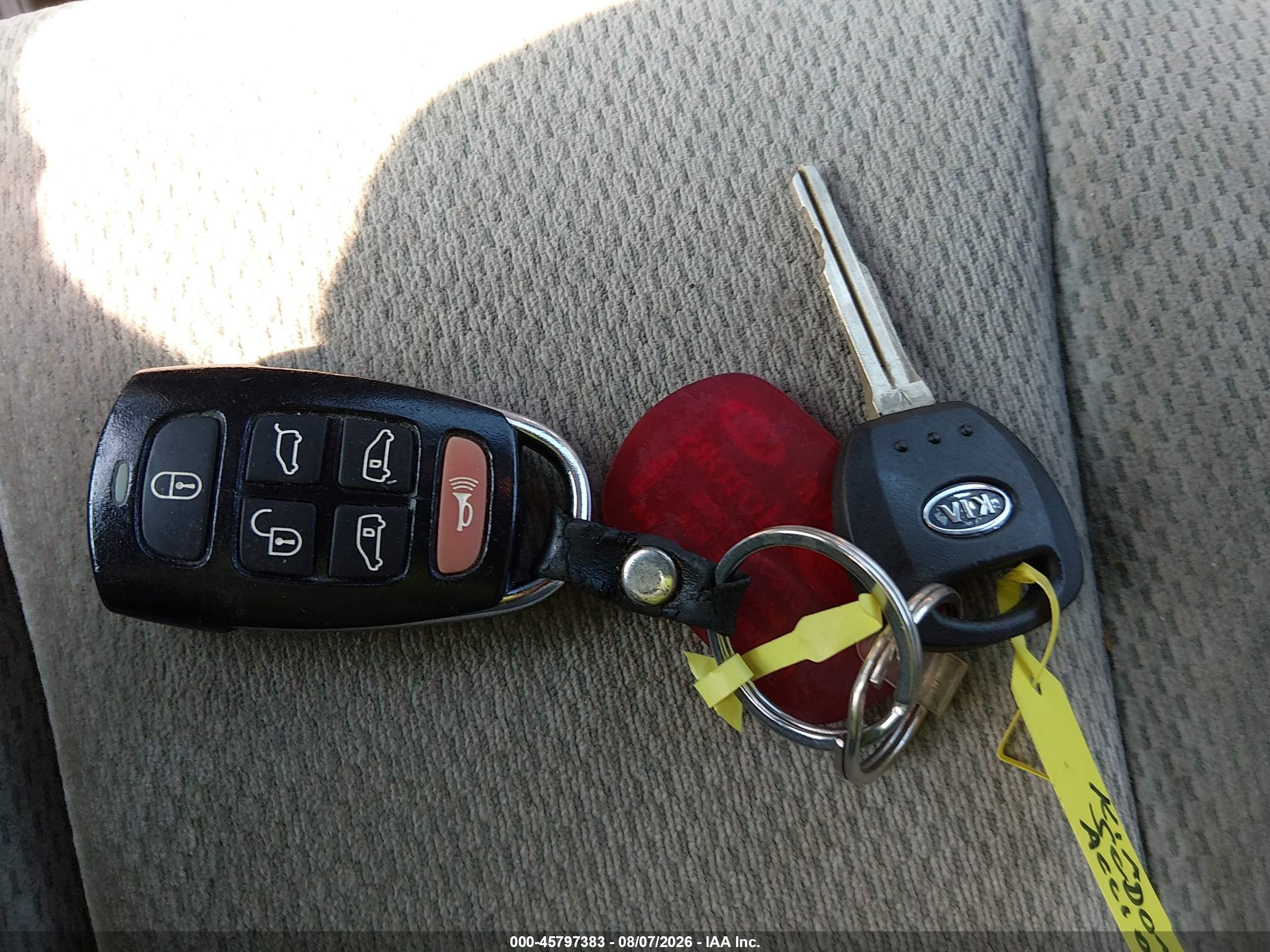 2006 Kia Sedona Ex/lx Red vin: KNDMB233966089134