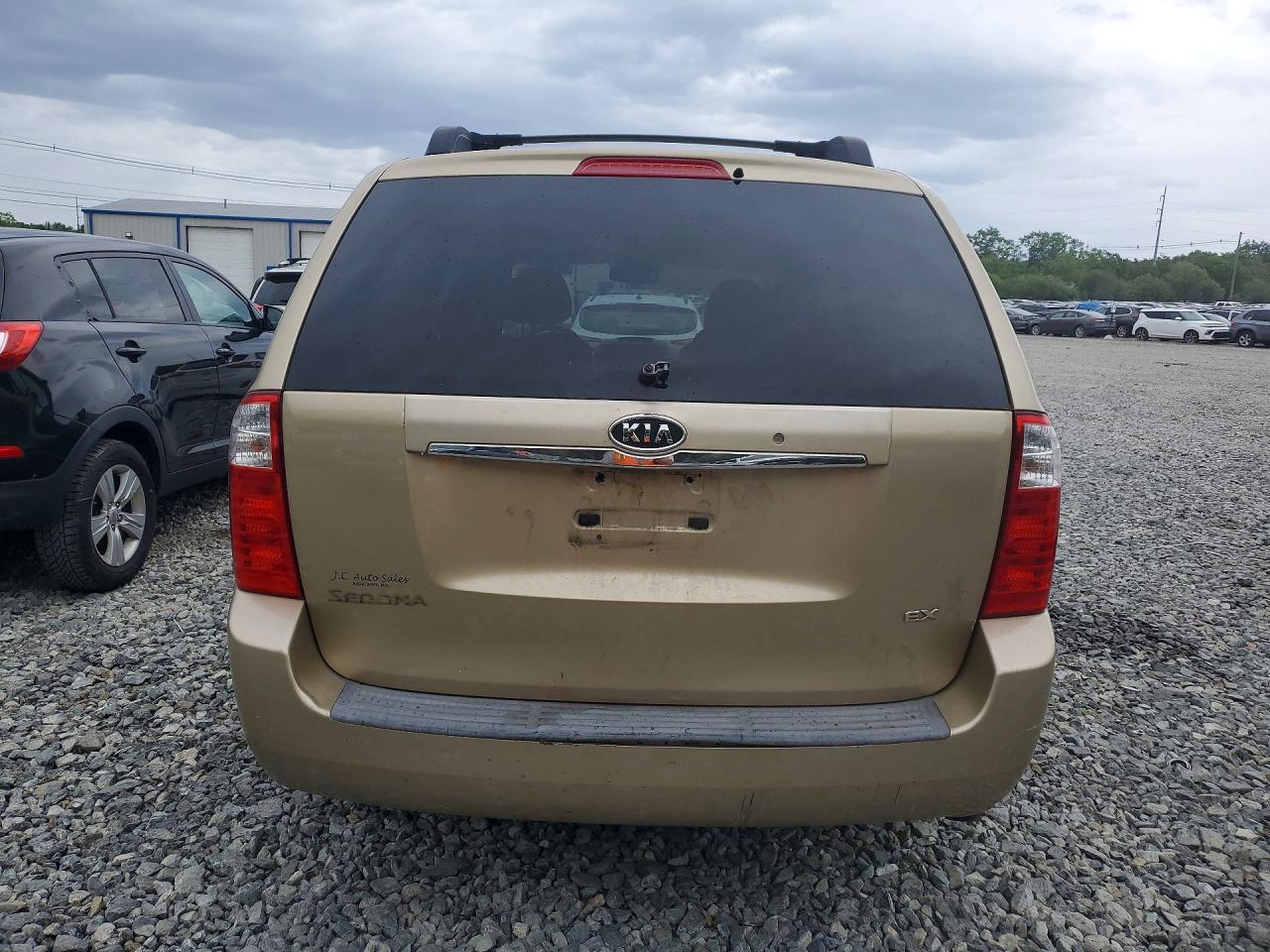 2006 Kia Sedona Lx Beige vin: KNDMB233X66029640