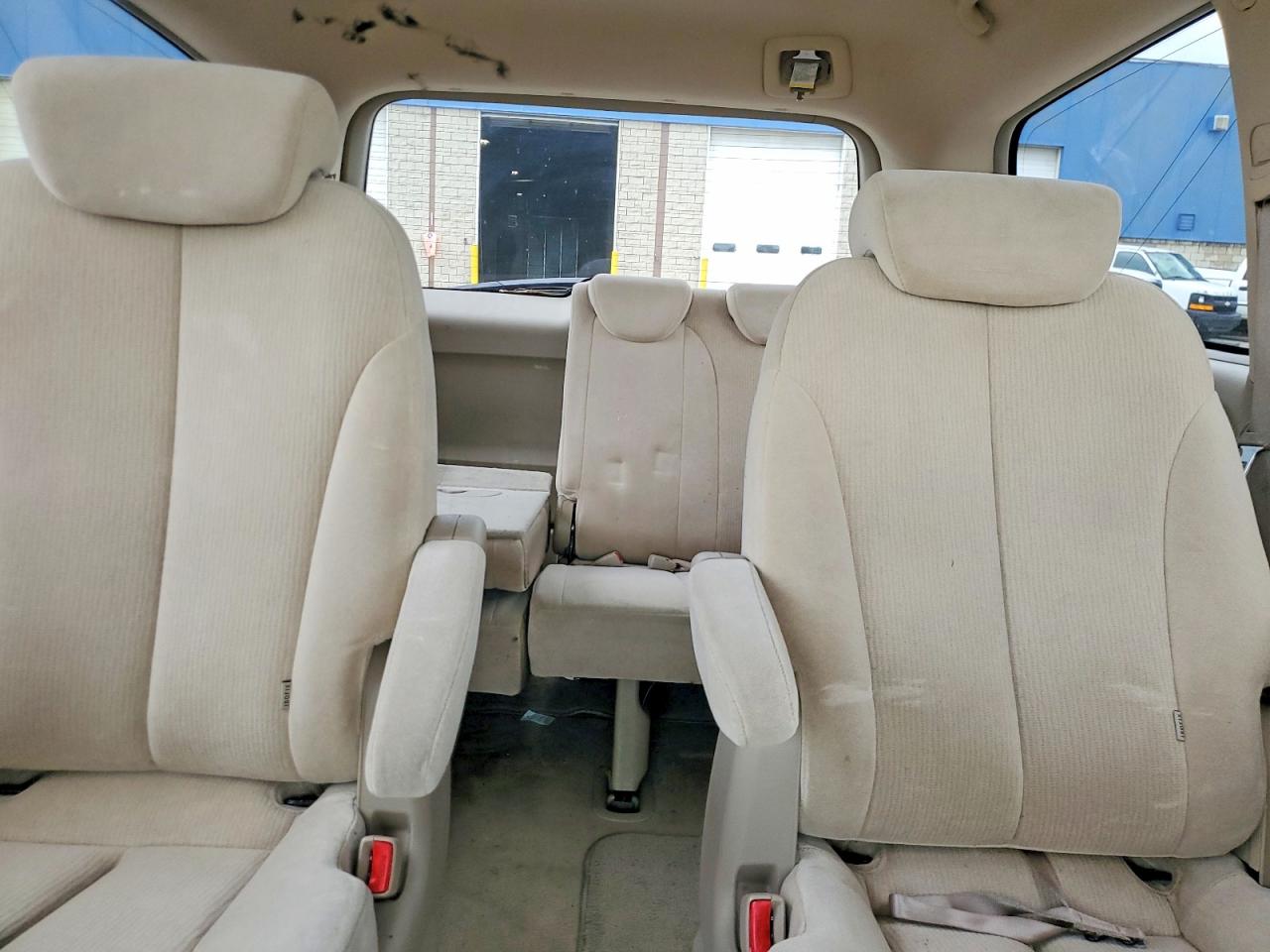 2006 Kia Sedona Lx Gold vin: KNDMB233X66056966