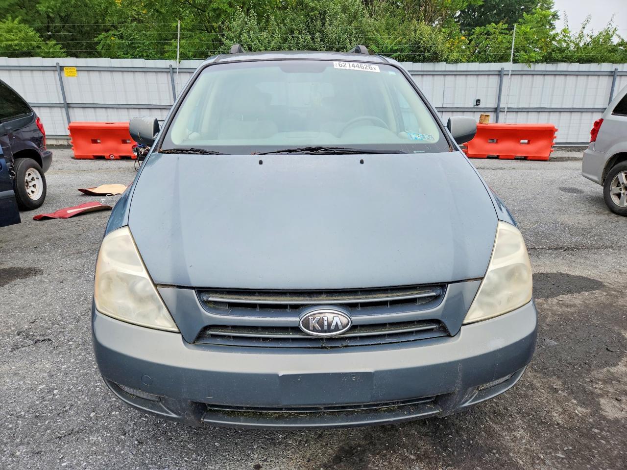 2007 Kia Sedona Base Blue vin: KNDMB233X76110834