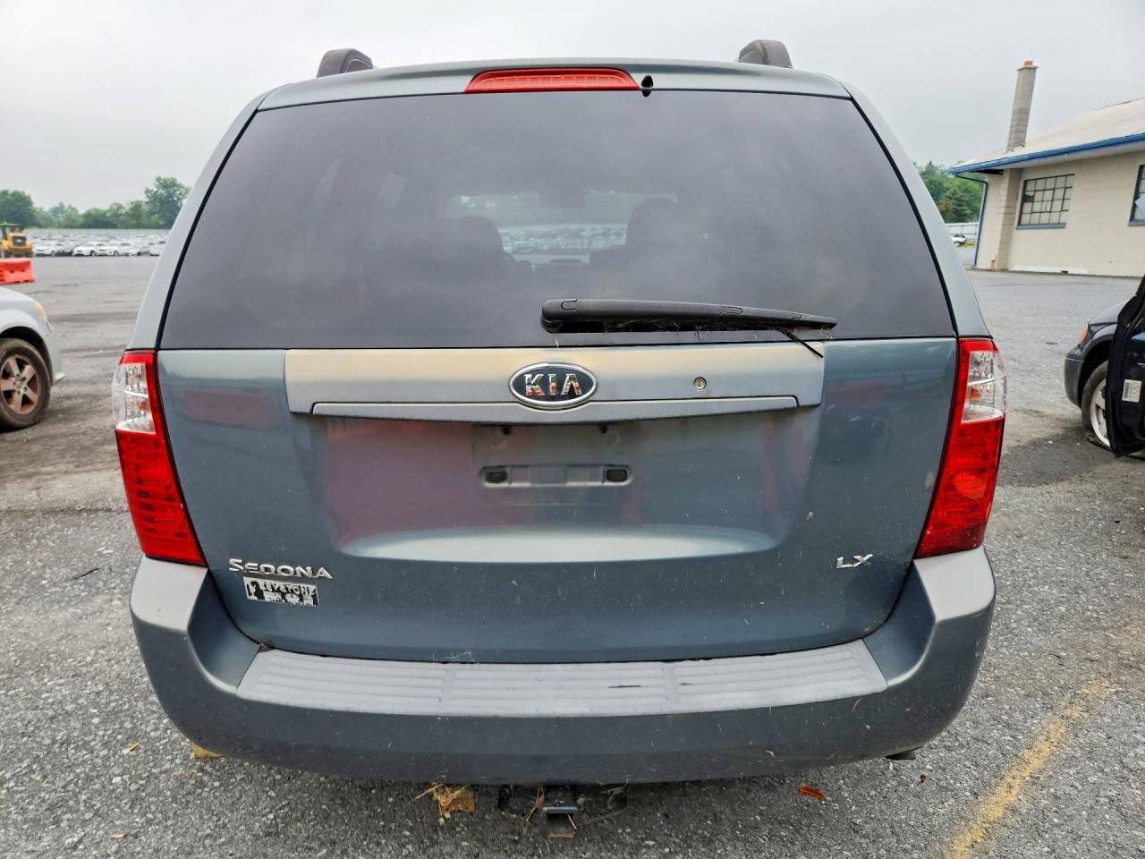 2007 Kia Sedona Base Blue vin: KNDMB233X76110834