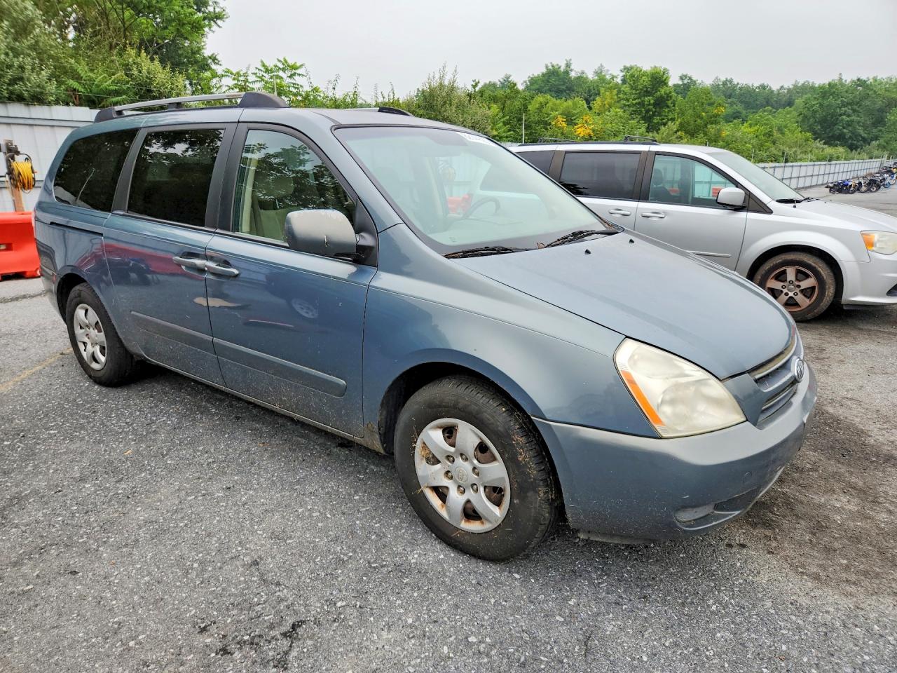 2007 Kia Sedona Base Blue vin: KNDMB233X76110834