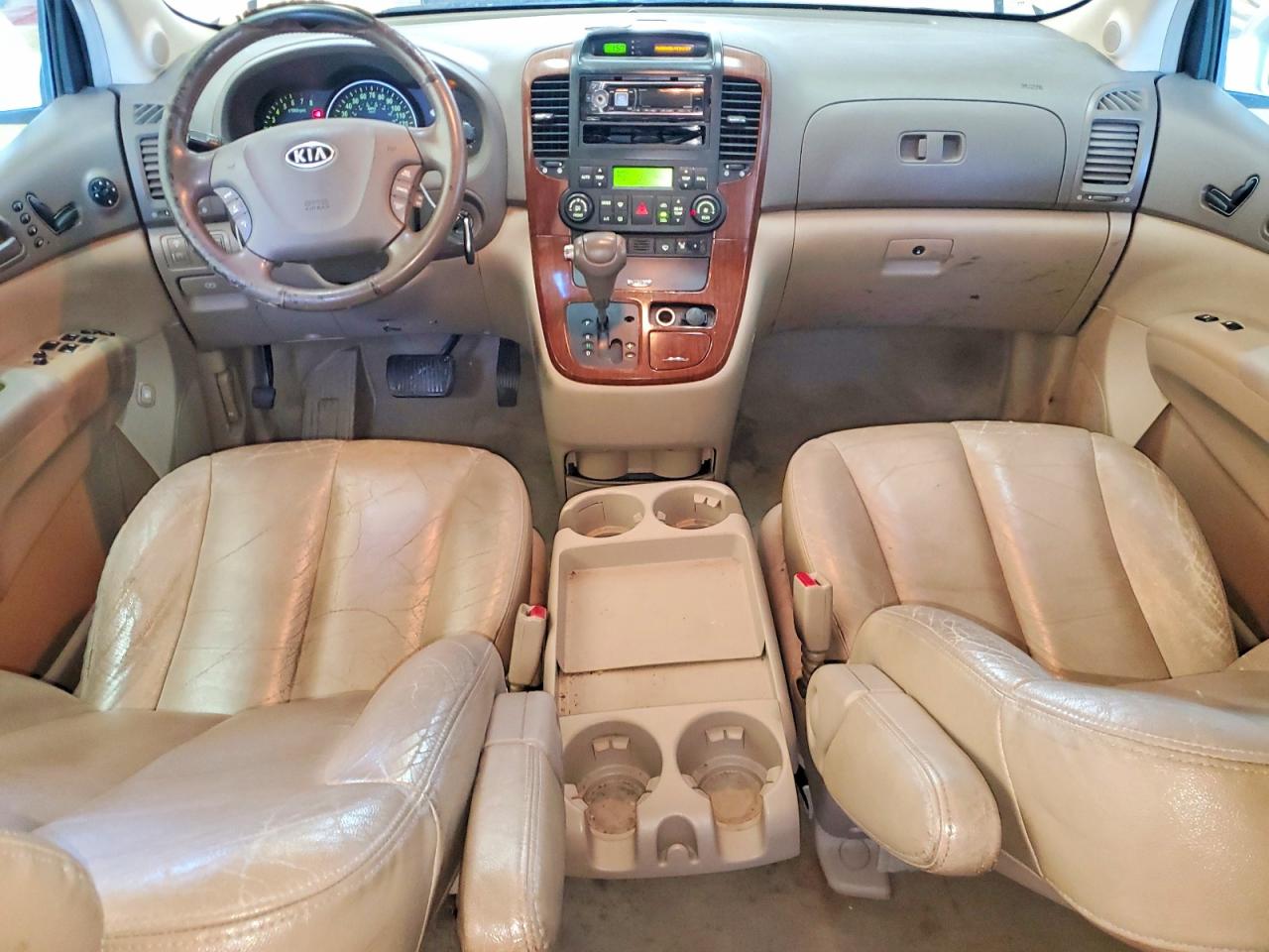 2007 Kia Sedona Base White vin: KNDMB233X76122787