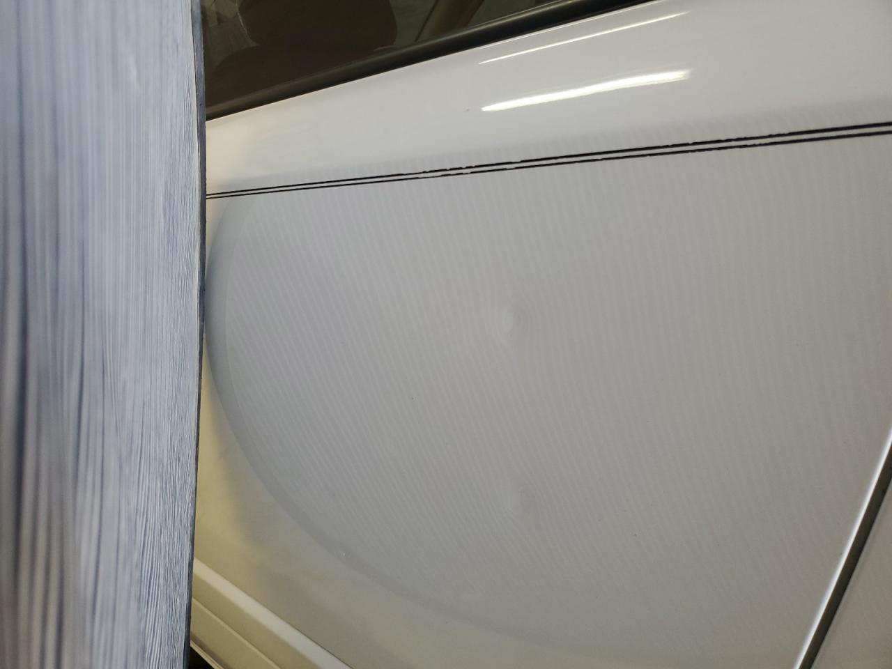 2007 Kia Sedona Base White vin: KNDMB233X76122787 Damage: Left Rear Door, Dent(S) W/No Paint Dmg, 1 To 2 Inches