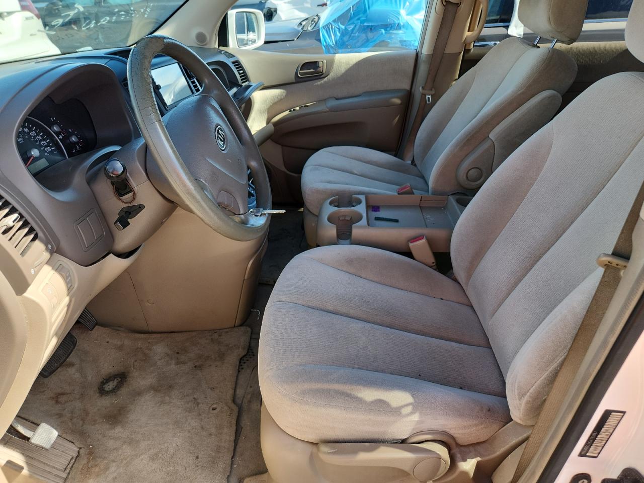 2007 Kia Sedona Ex White vin: KNDMB233X76183847