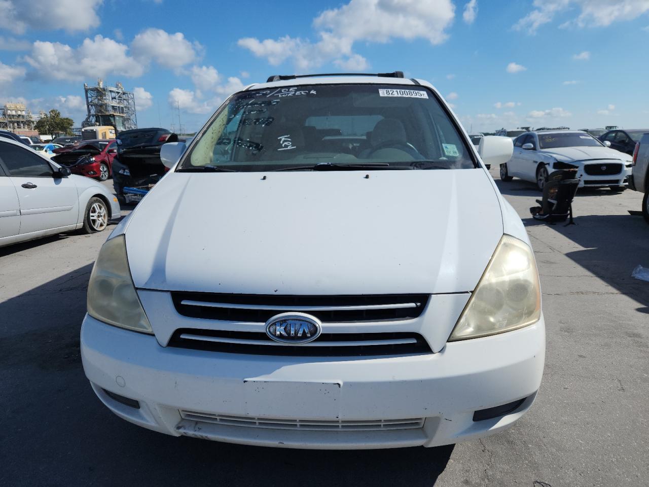 2007 Kia Sedona Ex White vin: KNDMB233X76183847