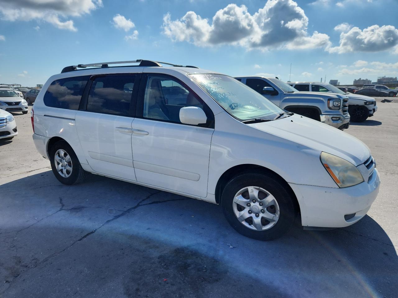2007 Kia Sedona Ex White vin: KNDMB233X76183847