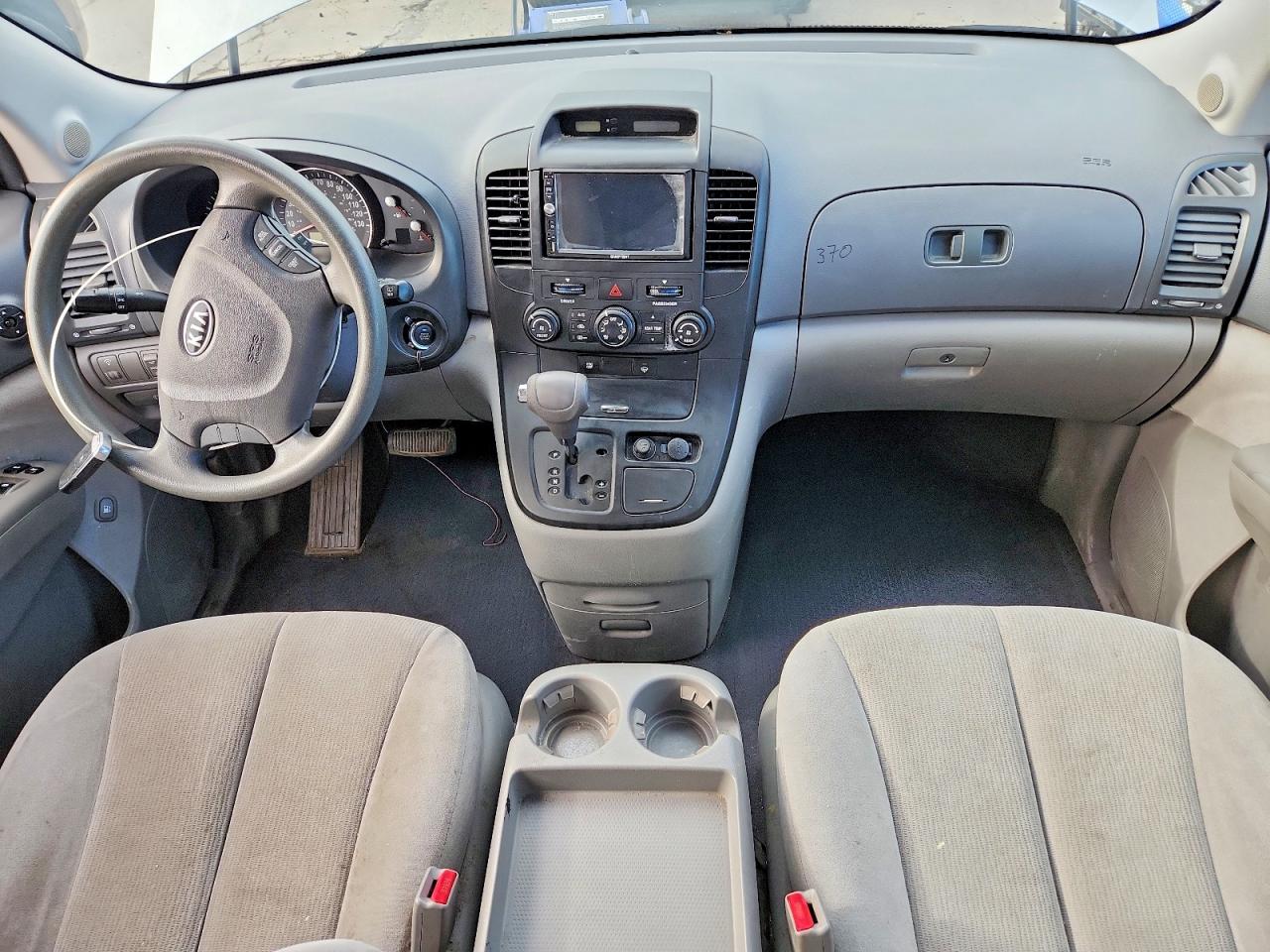 2008 Kia Sedona Lx Silver vin: KNDMB233X86231042
