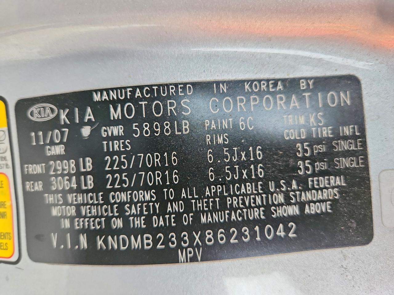 2008 Kia Sedona Lx Silver vin: KNDMB233X86231042