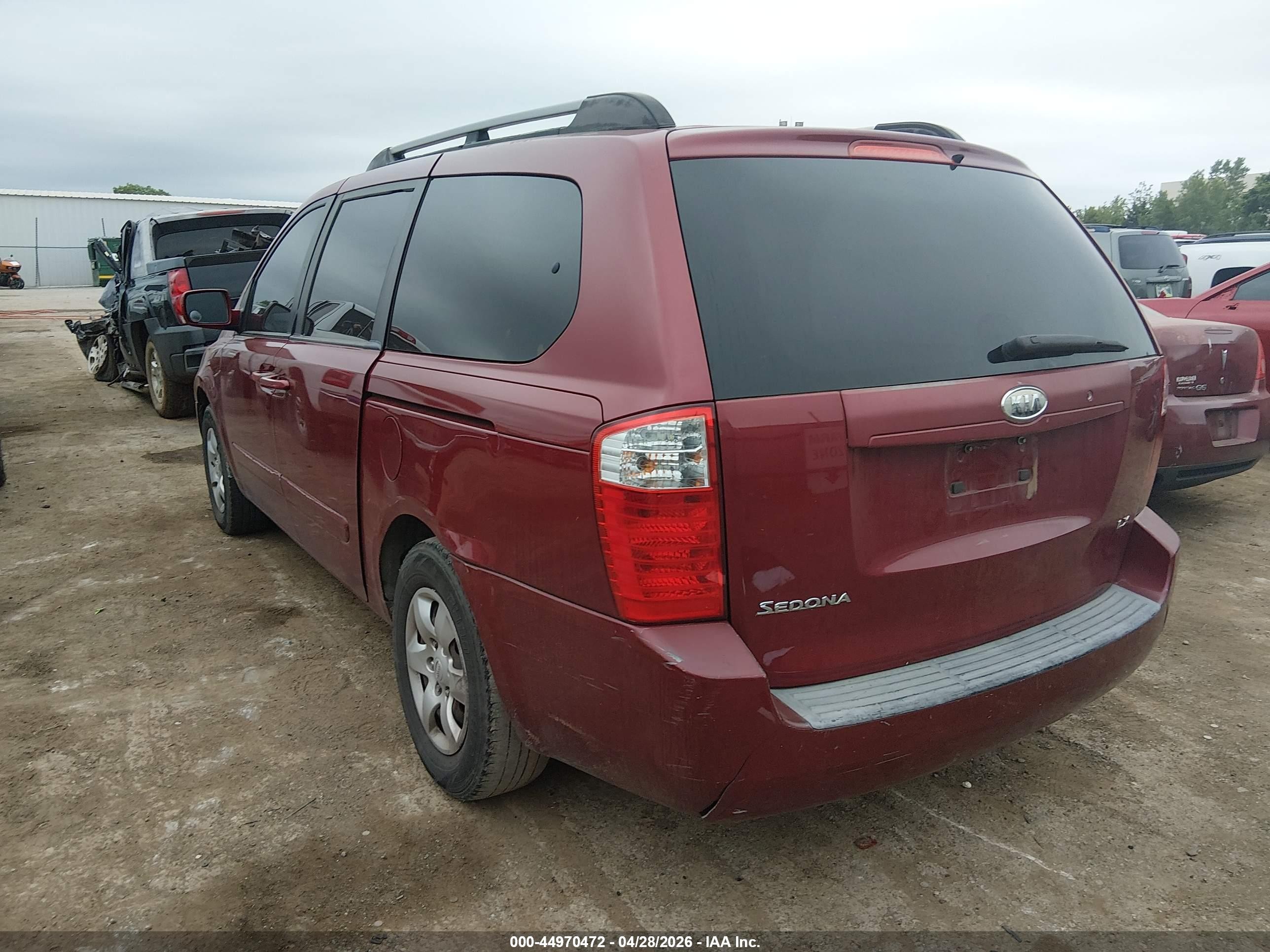 2008 Kia Sedona Lx Red vin: KNDMB233X86246124