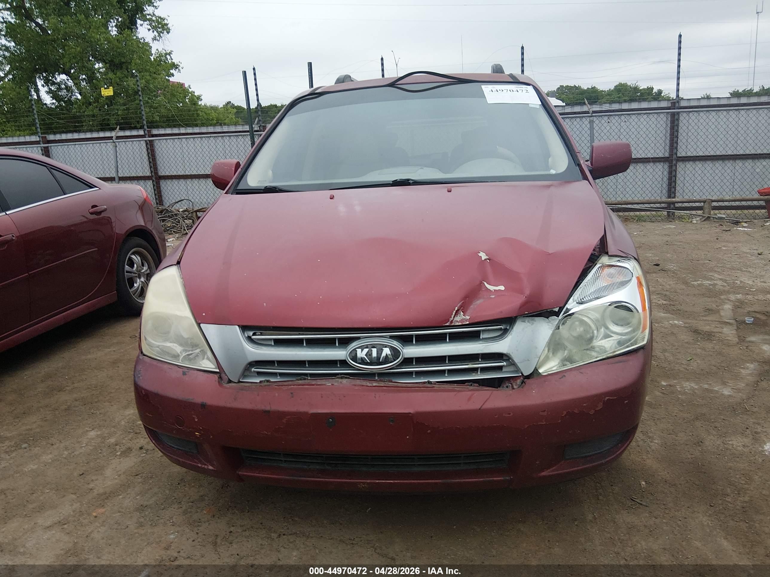 2008 Kia Sedona Lx Red vin: KNDMB233X86246124