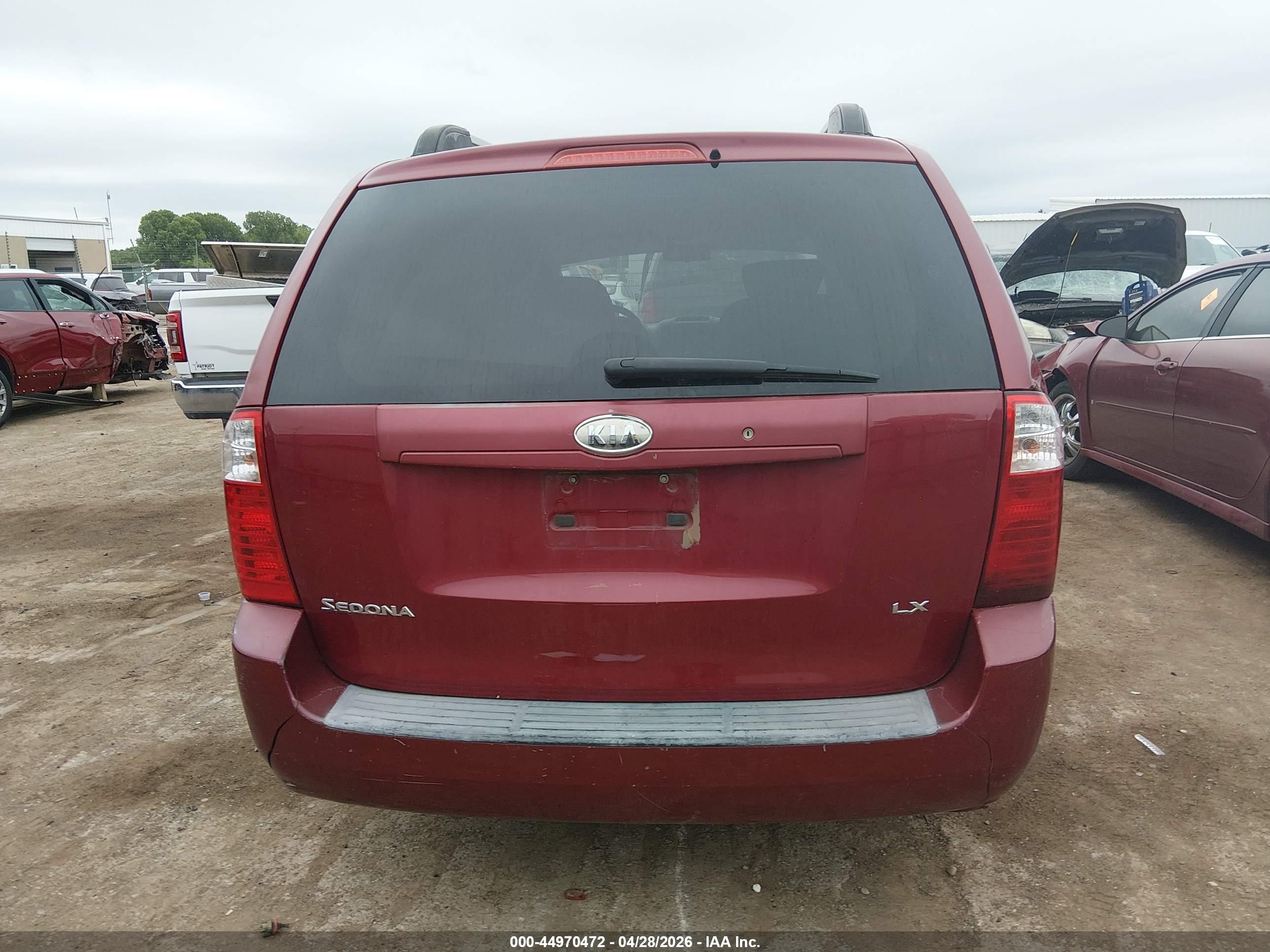 2008 Kia Sedona Lx Red vin: KNDMB233X86246124