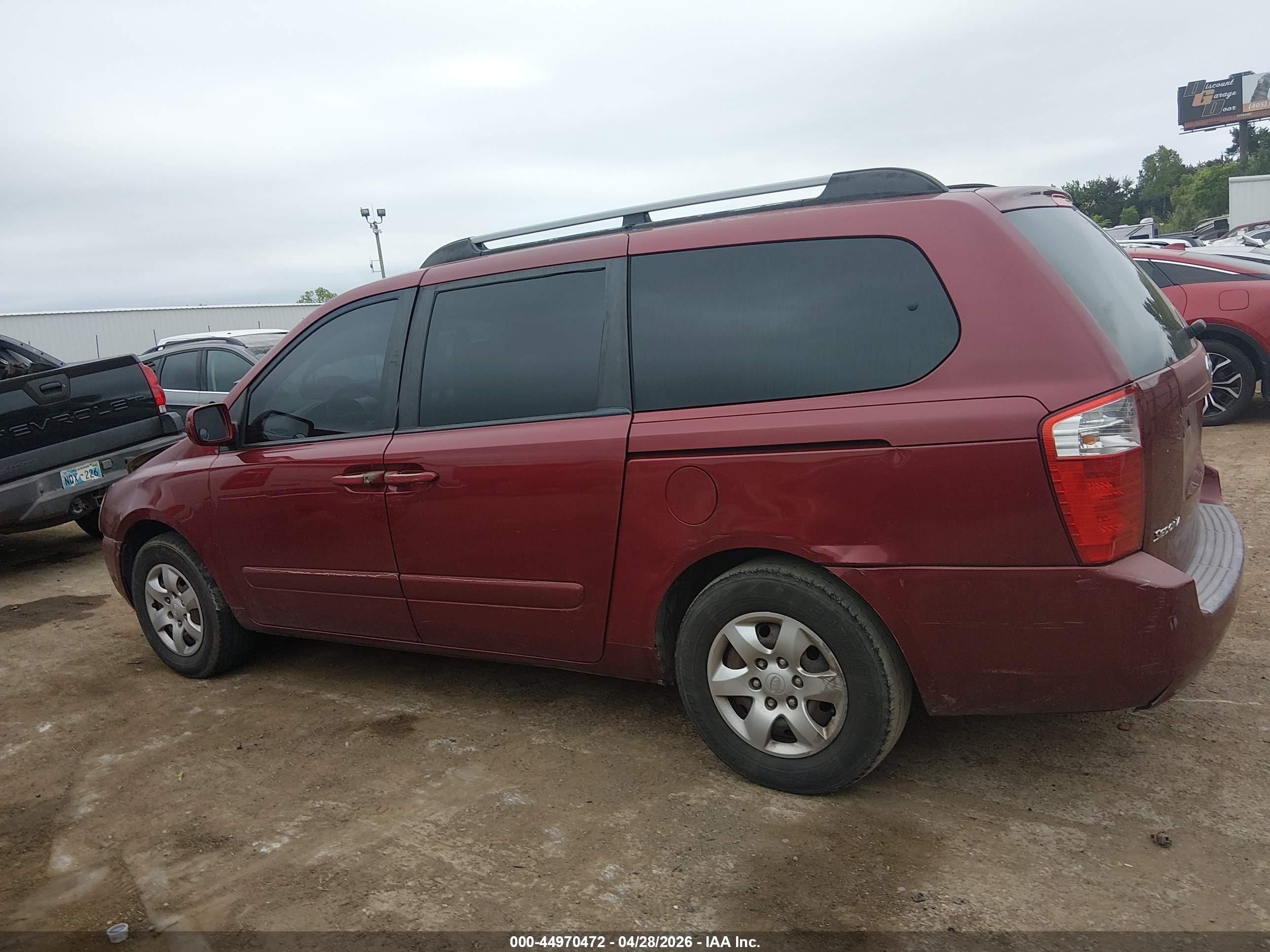 2008 Kia Sedona Lx Red vin: KNDMB233X86246124